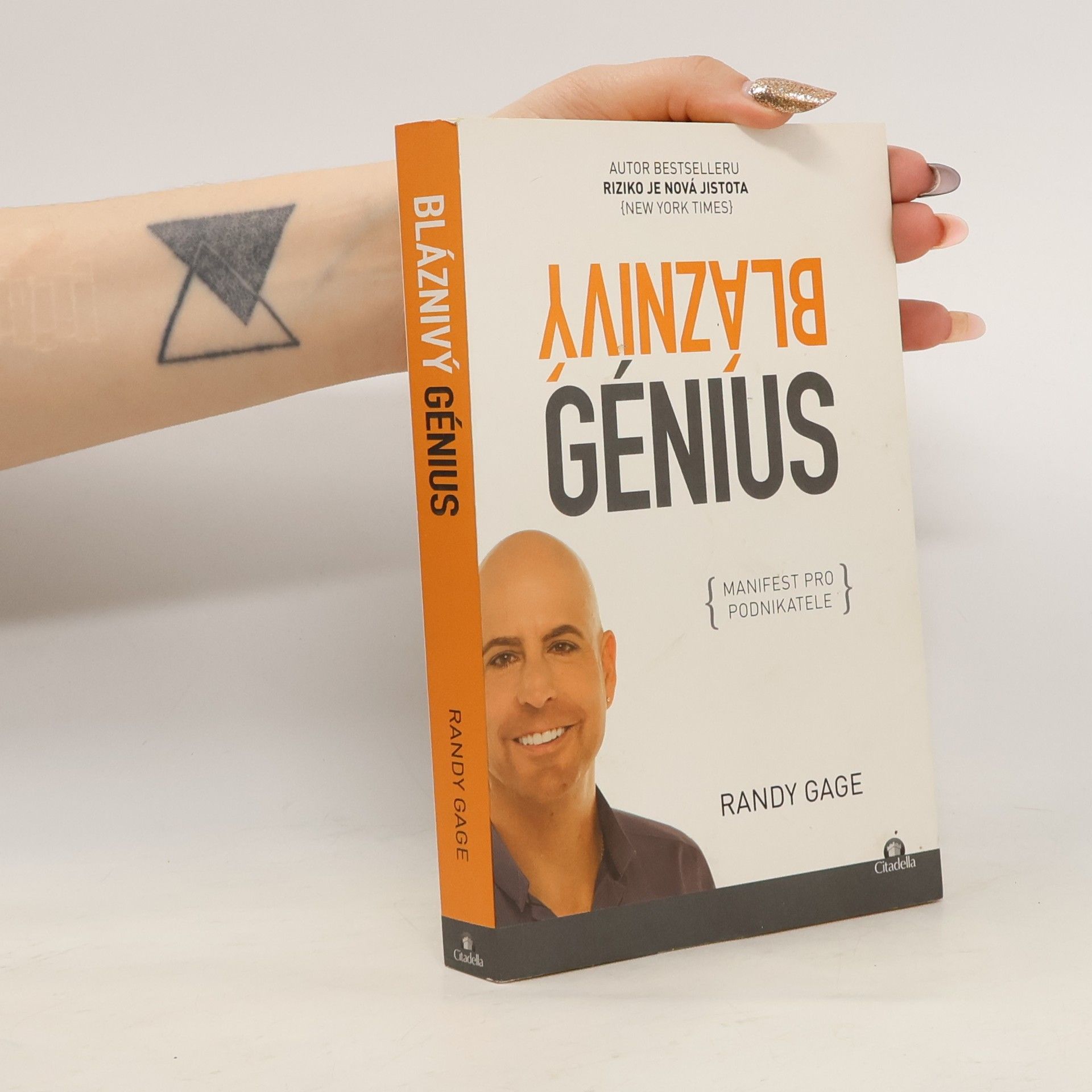 Randy Gage Bláznivý génius