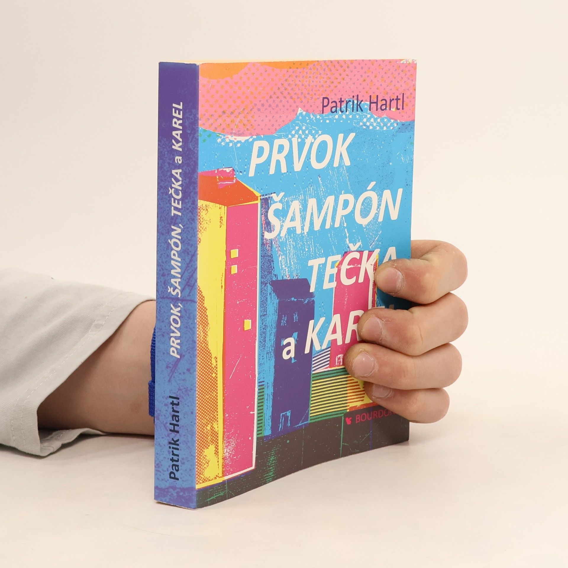 Patrik Hartl Prvok, Šampón, Tečka a Karel