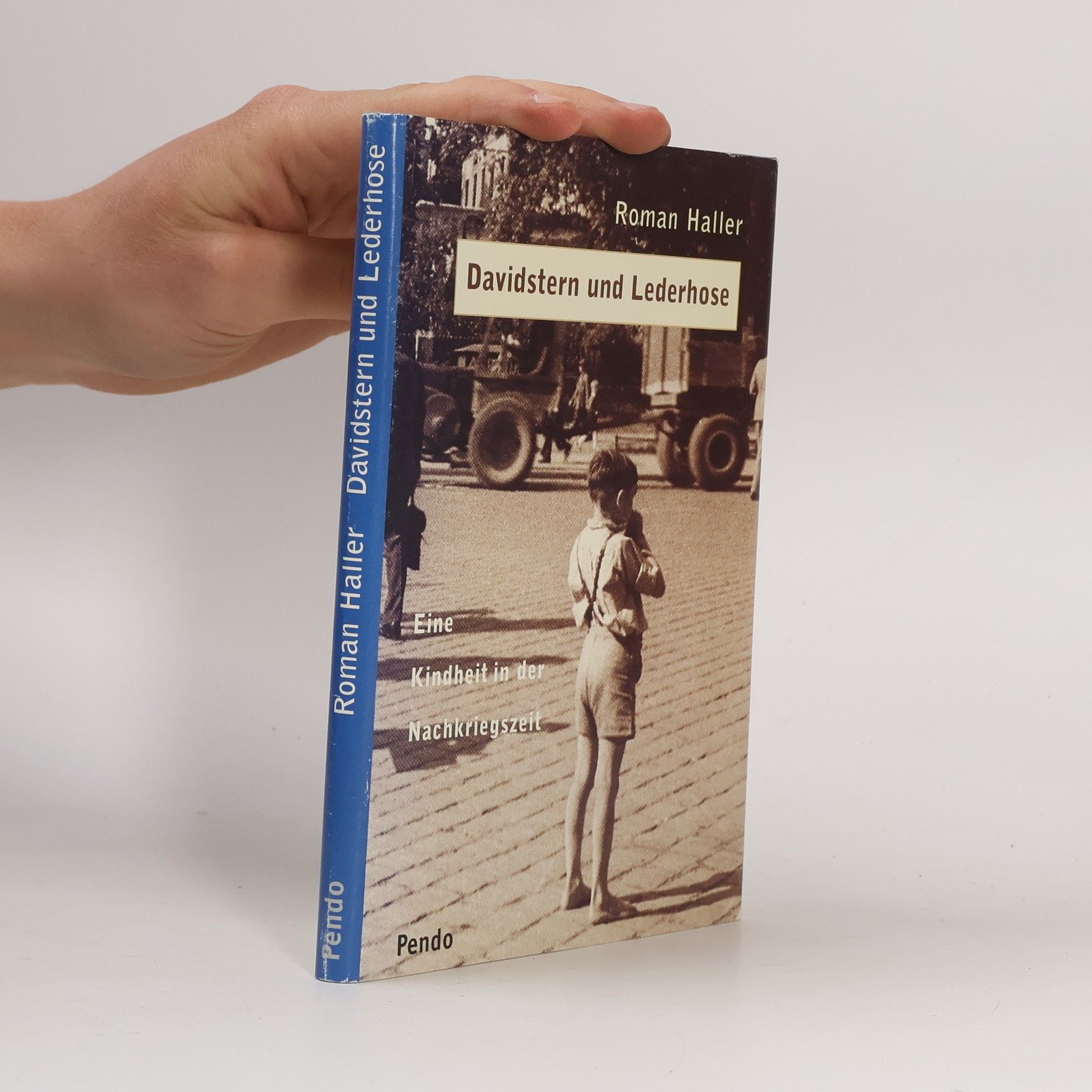 Roman Haller Davidstern und Lederhose