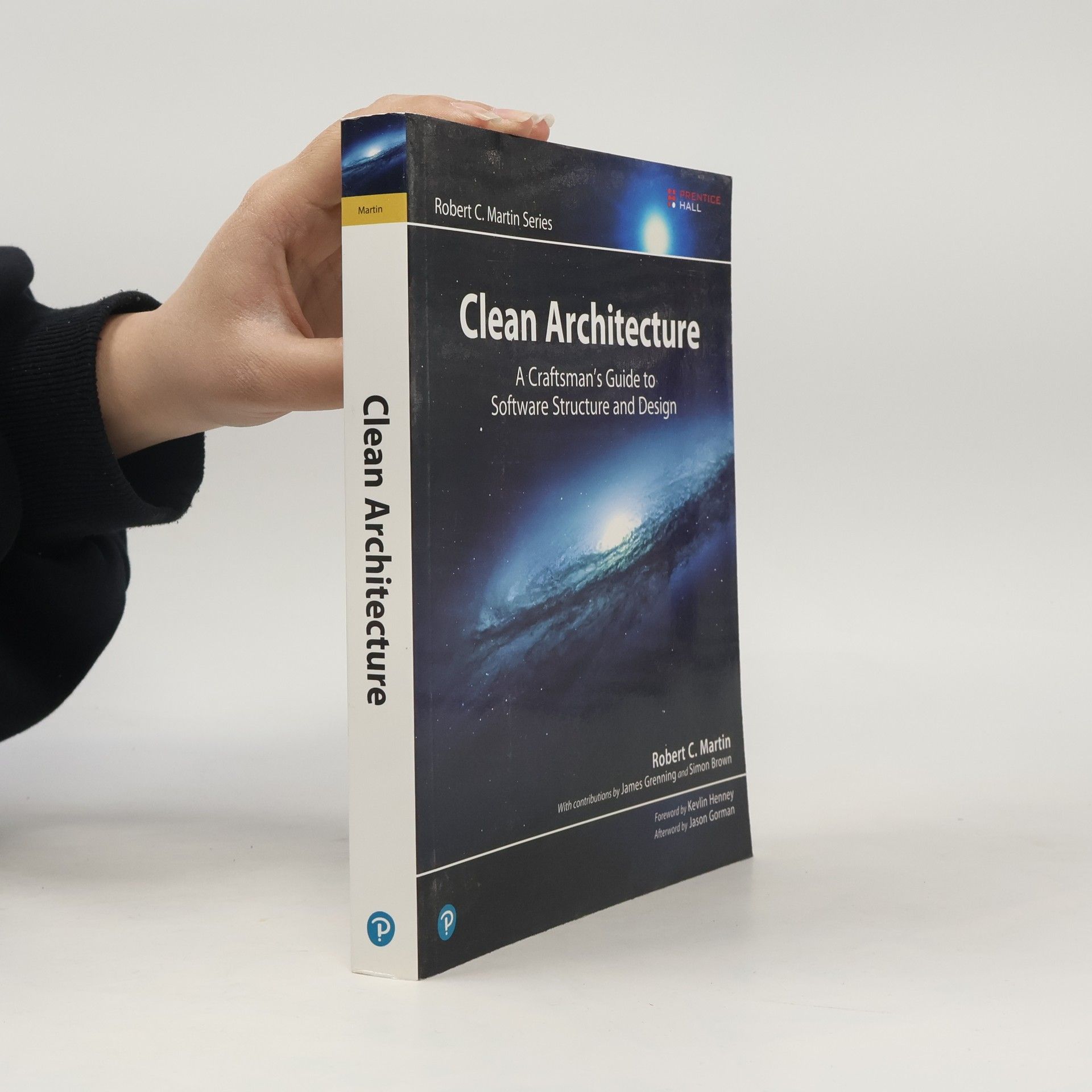 Clean architecture: a craftsman's guide to software structure and design