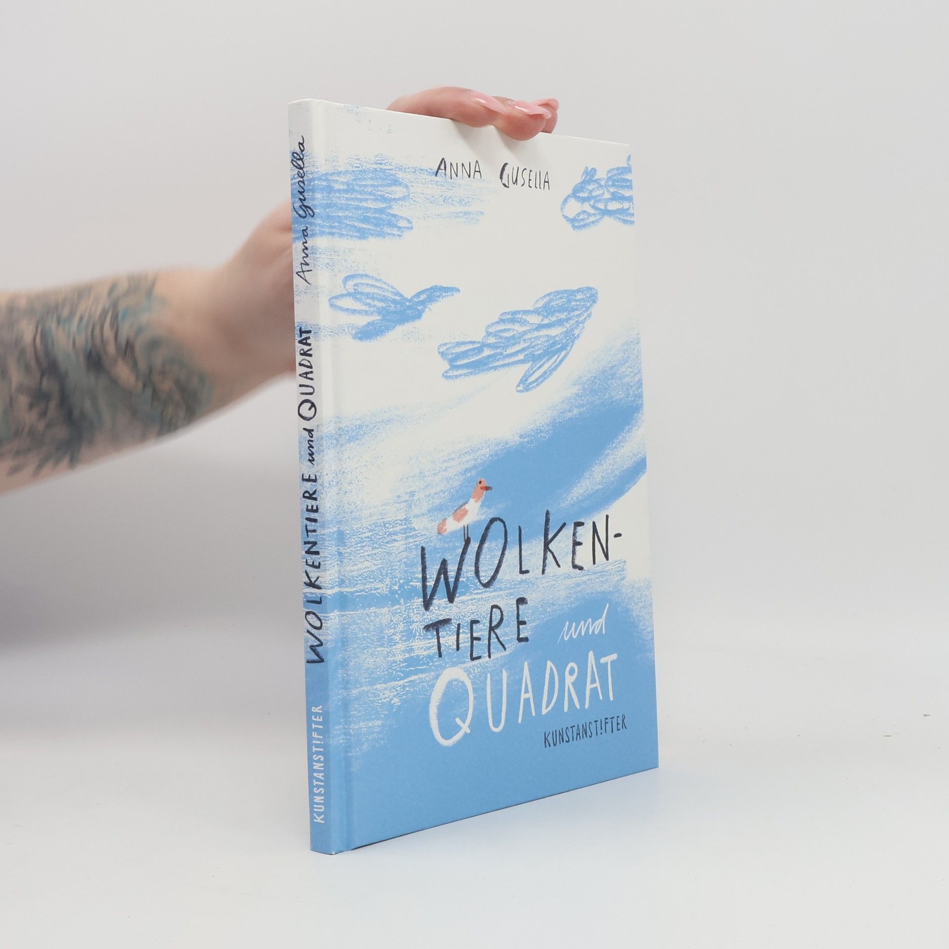 Anna Gusella Wolkentiere und Quadrat