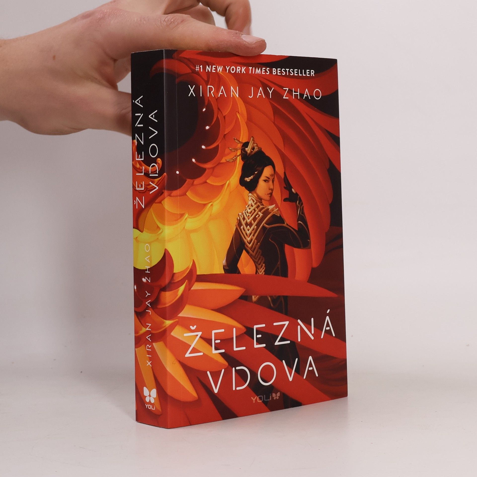 Xiran Jay Zhao Železná vdova