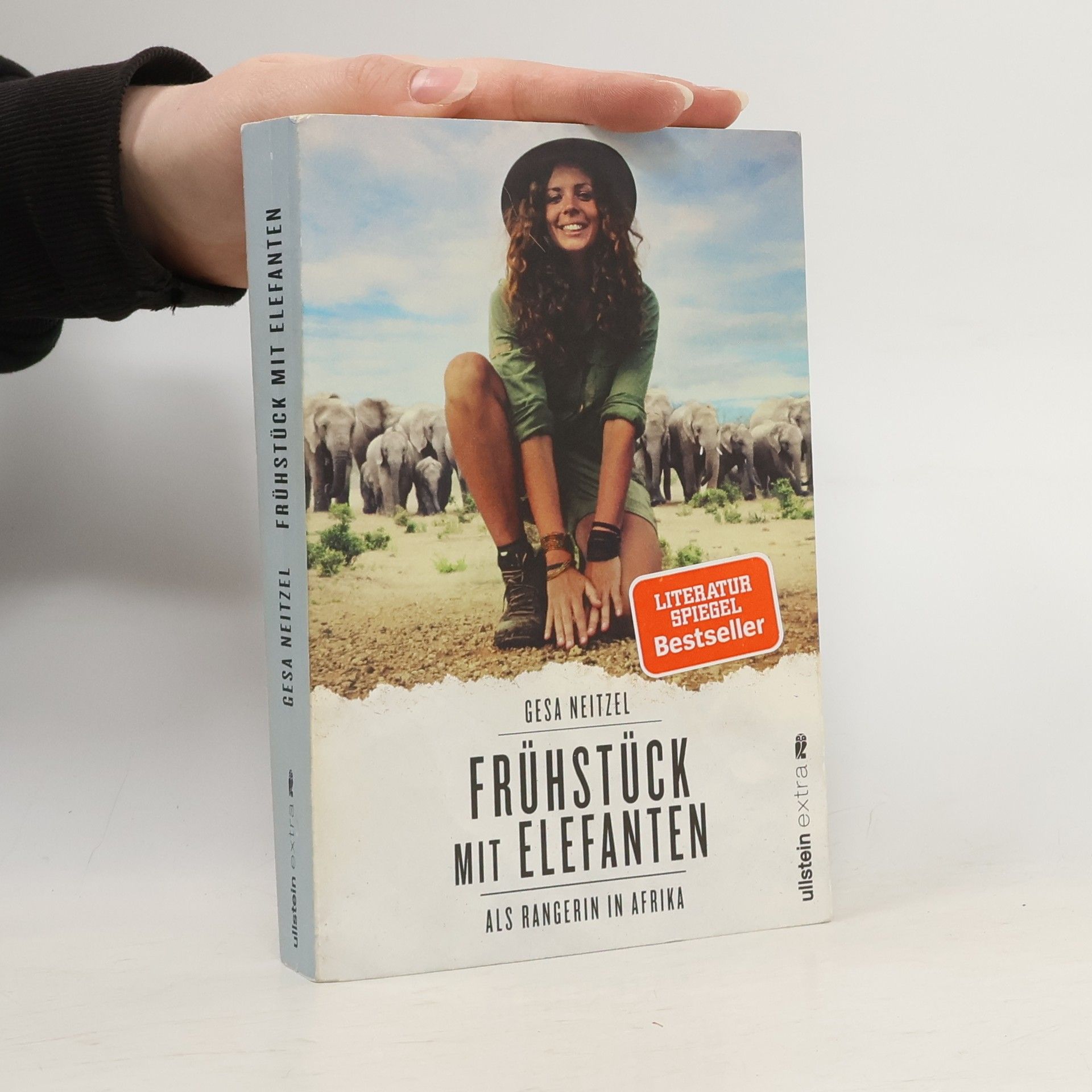 Gesa Neitzel Frühstück mit Elefanten