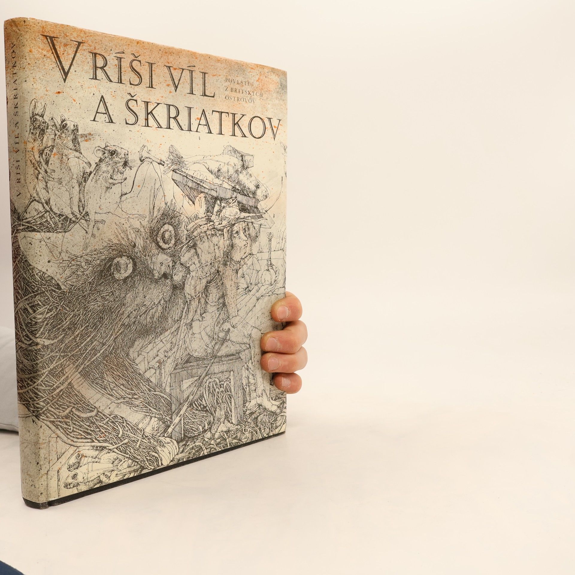 Marianna Oravcová V ríši víl a škriatkov. Povesti z britských ostrovov