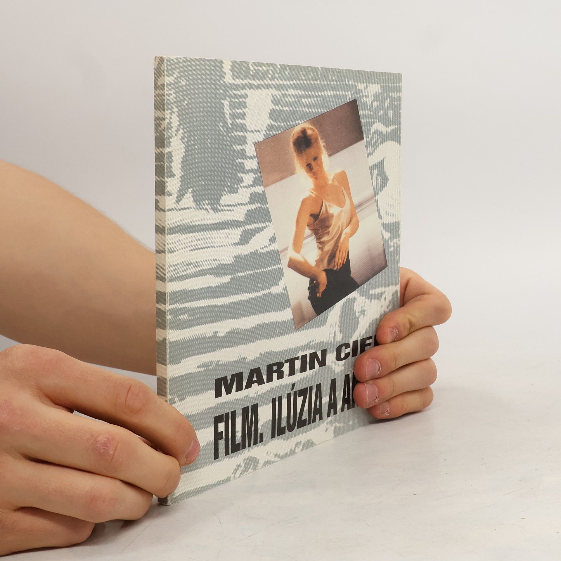 Martin Ciel Film, ilúzia a akcia