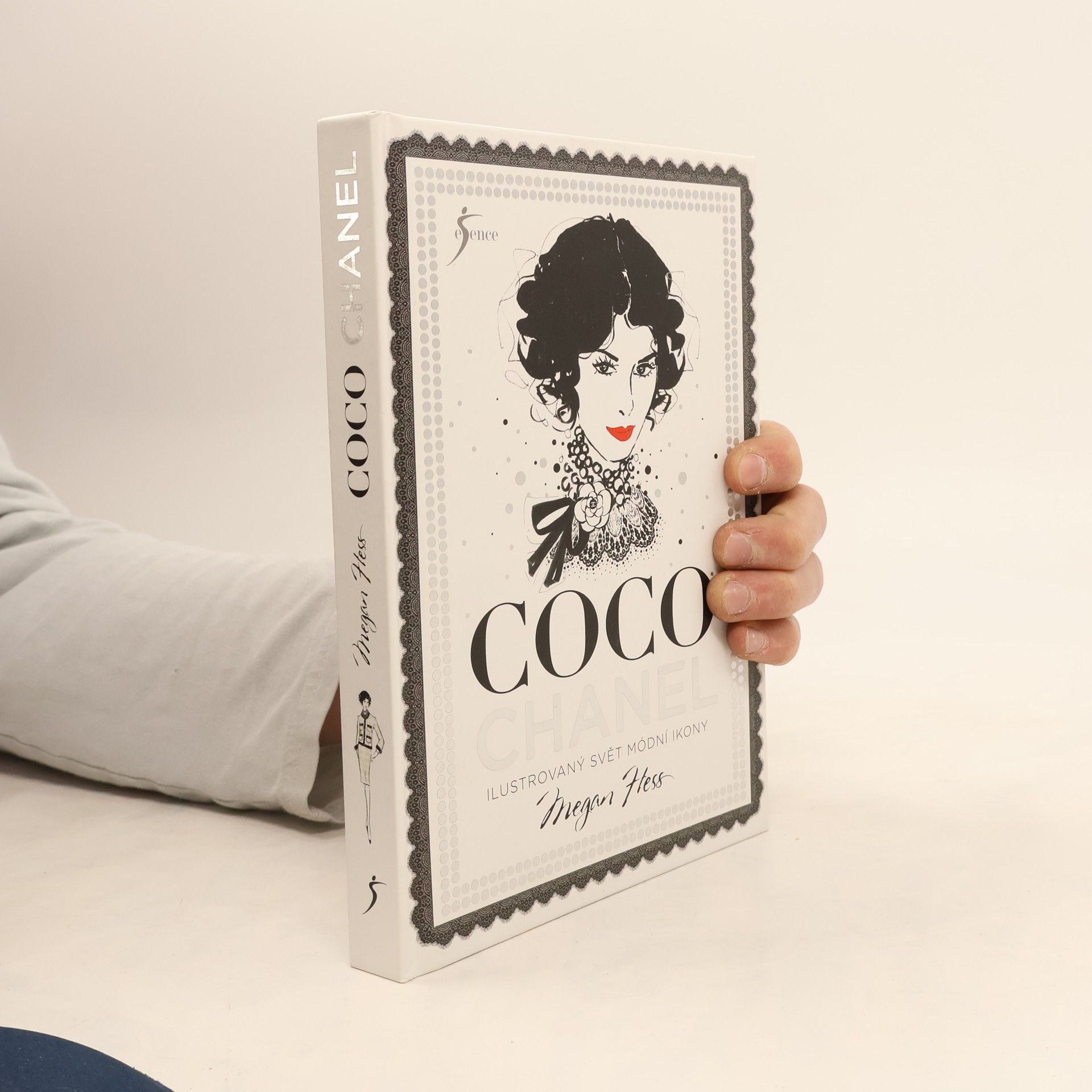 Megan Hess Coco Chanel: Ilustrovaný svět módní ikony