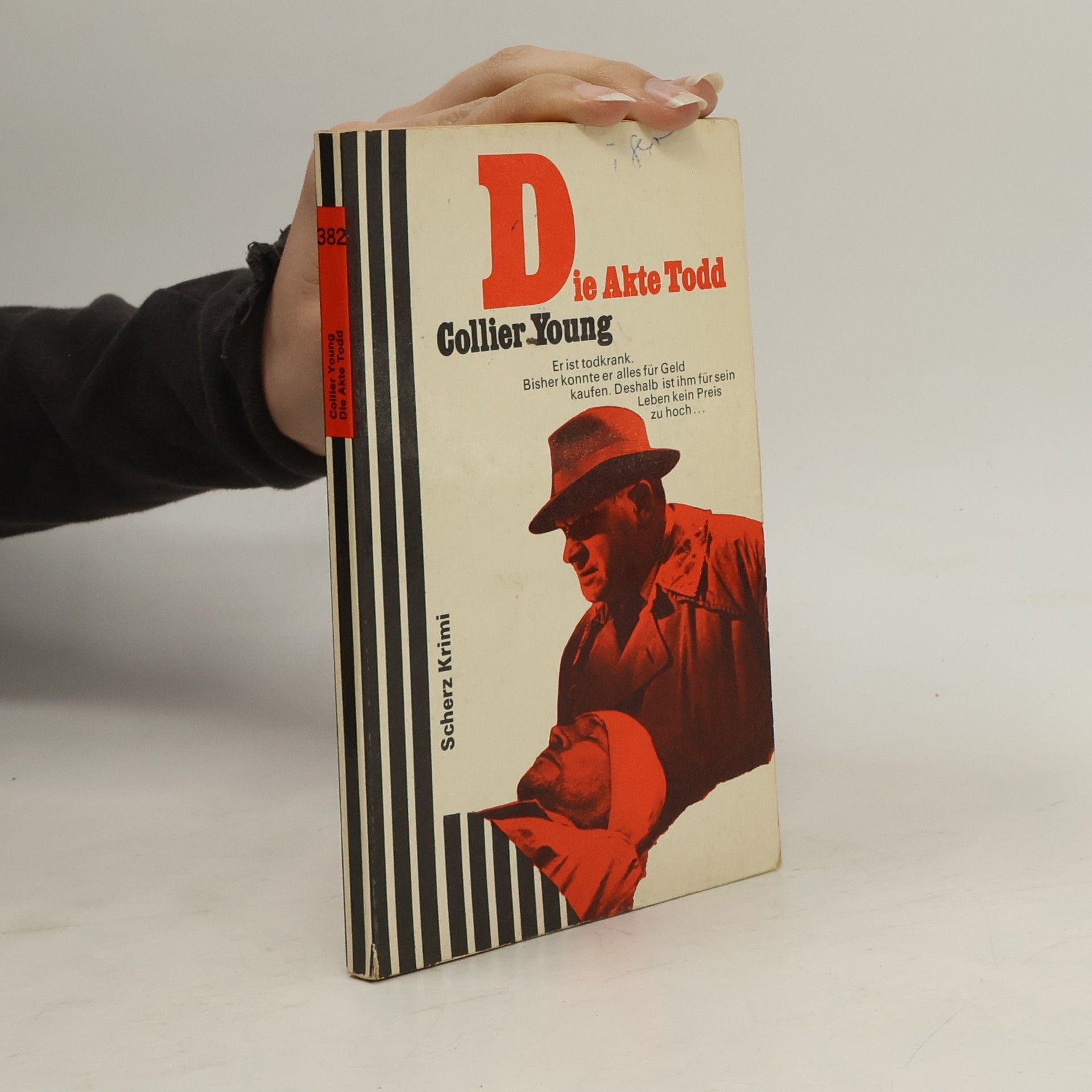 Collier Young Die Akte Todd