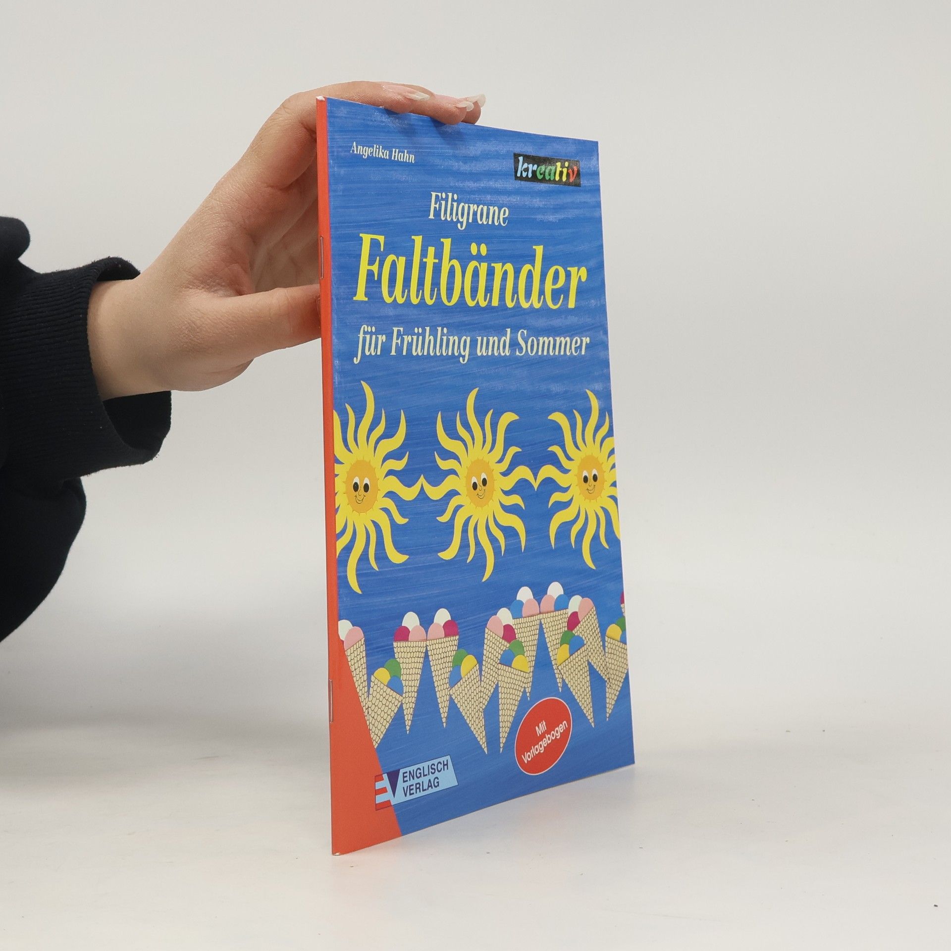 Angelika Hahn Filigrane Faltbänder für Frühling und Sommer