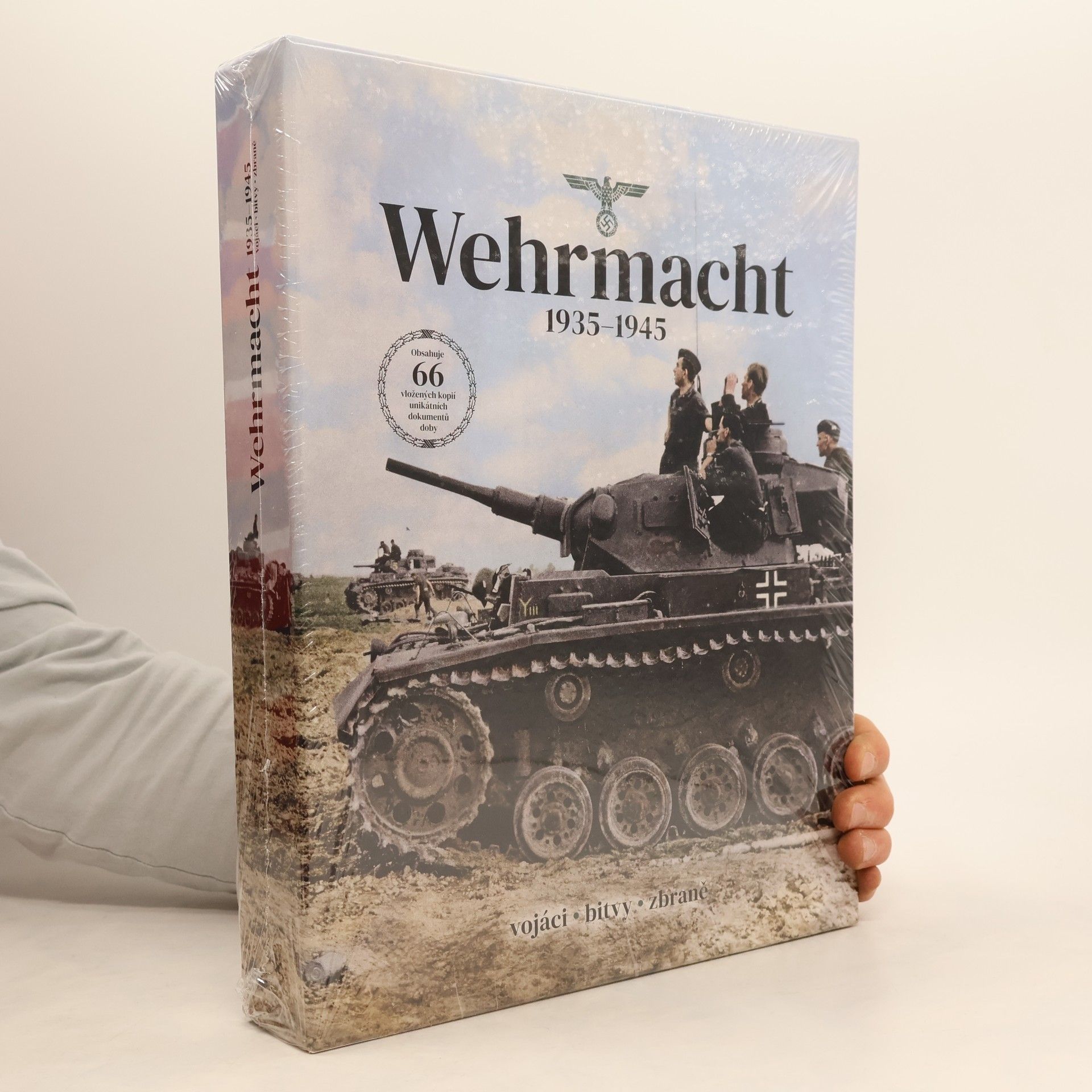 Kolektiv autorů Wehrmacht 1935-1945: Vojáci, bitvy, zbraně