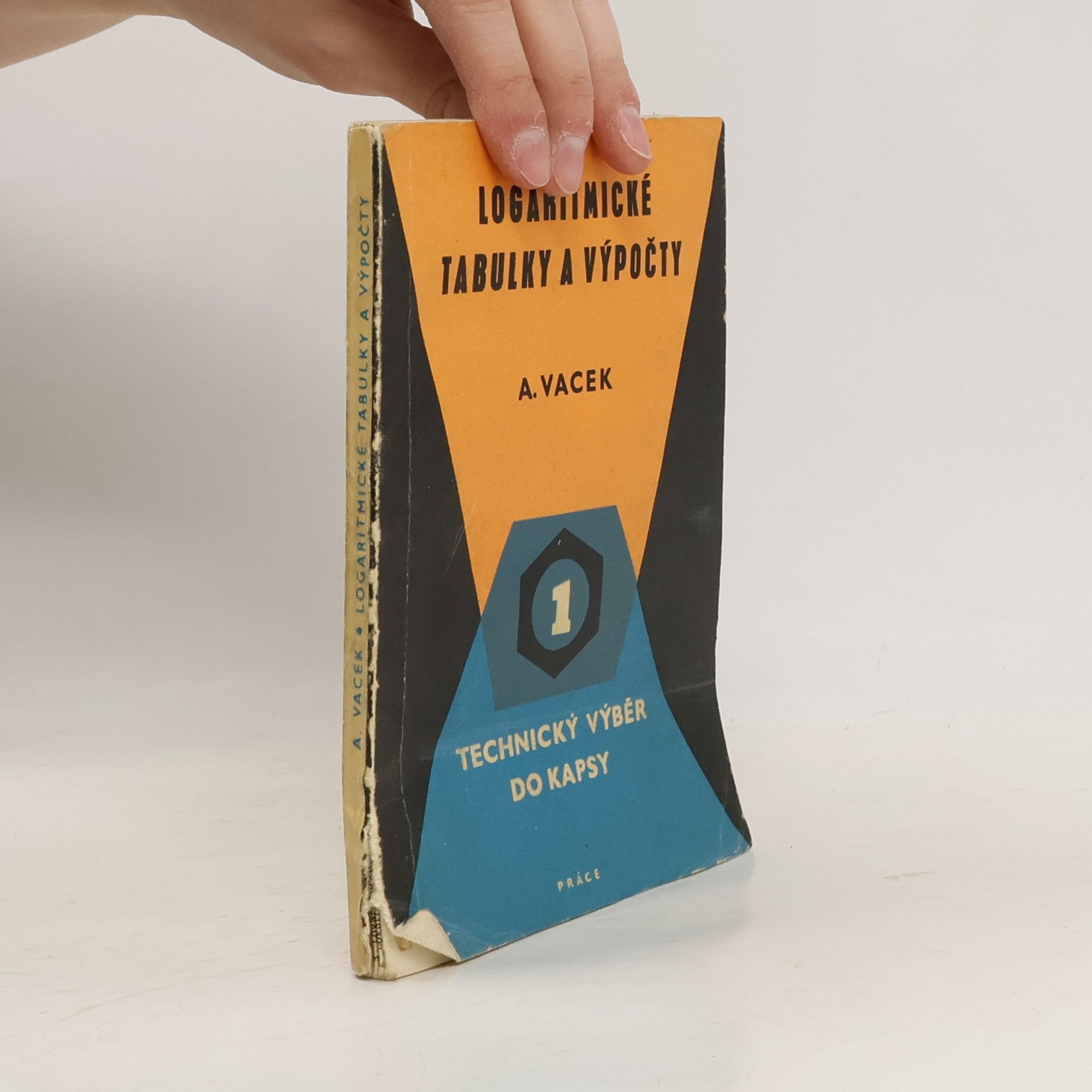 A. Vacek Logaritmické tabulky a výpočty