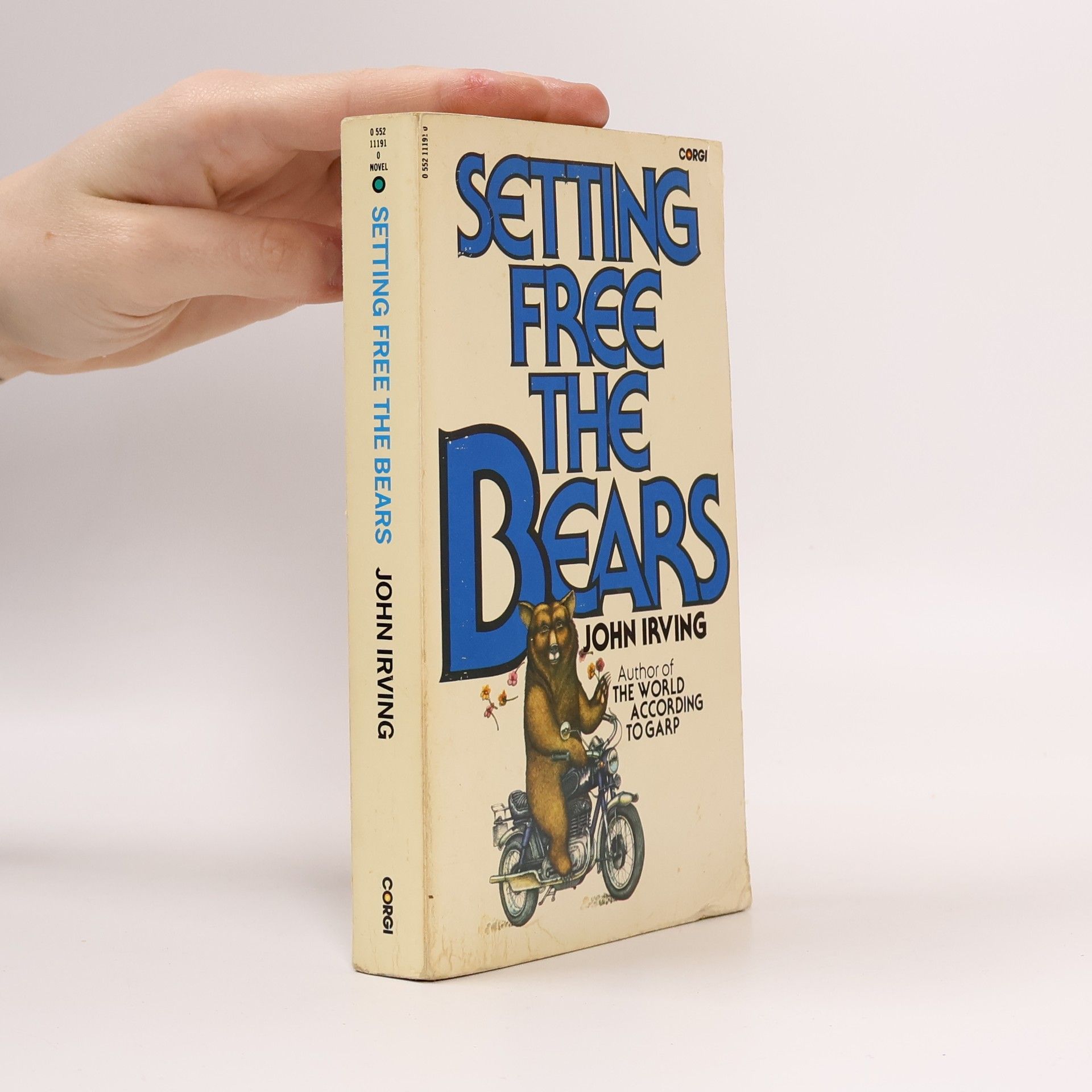 John Irving Setting Free the Bears