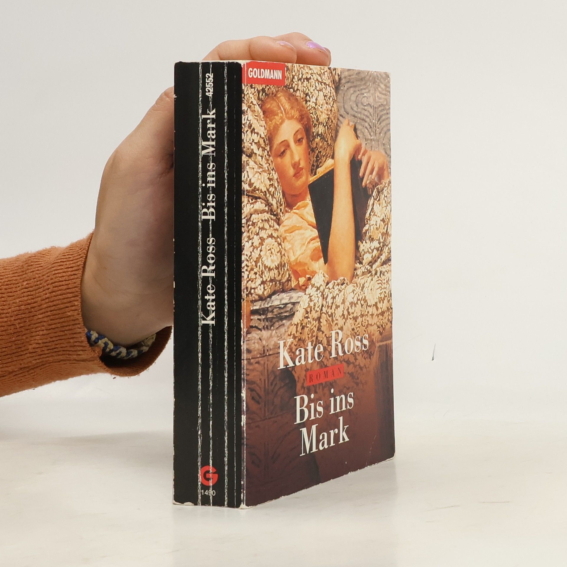 Kate Ross Bis ins Mark