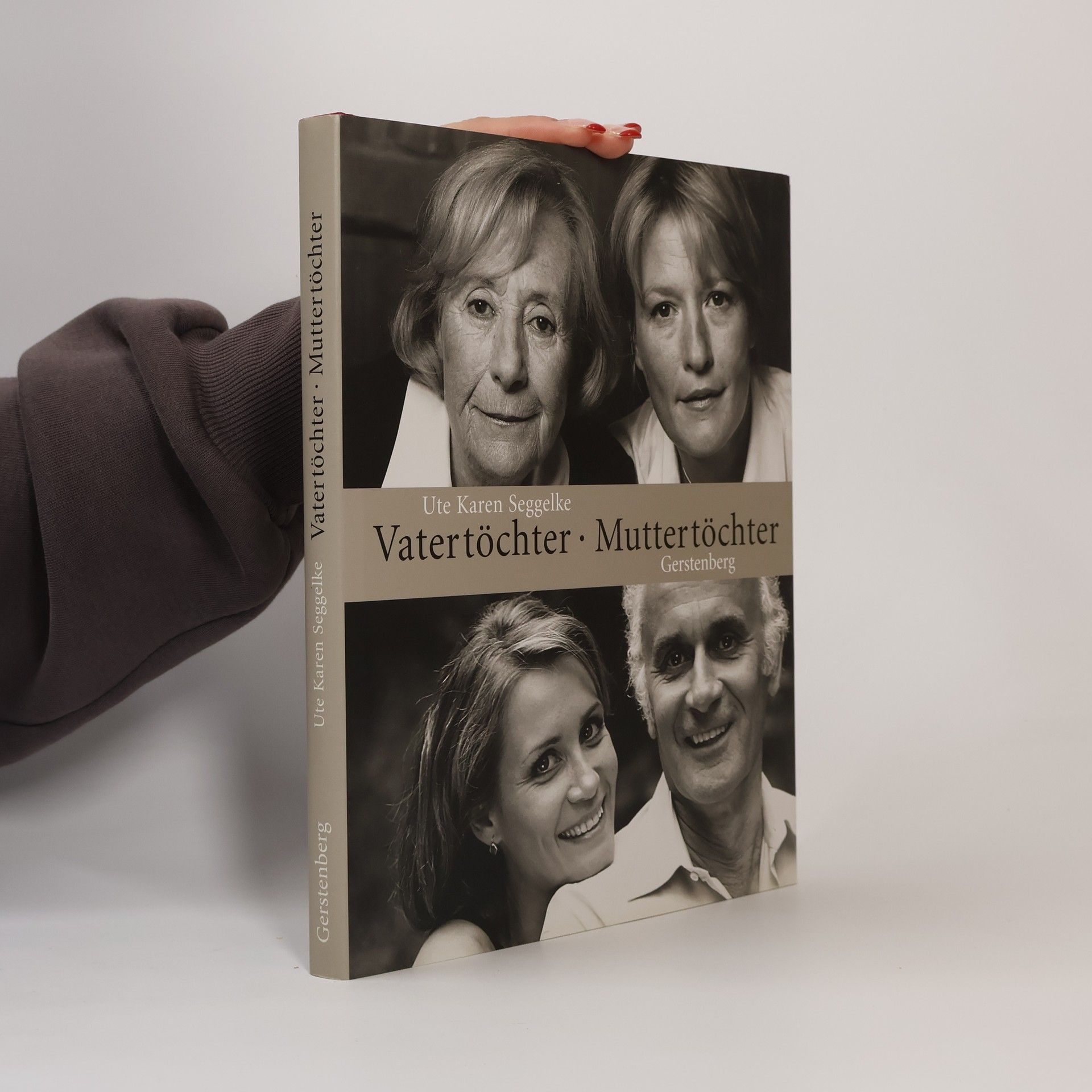 Vatertöchter - Muttertöchter