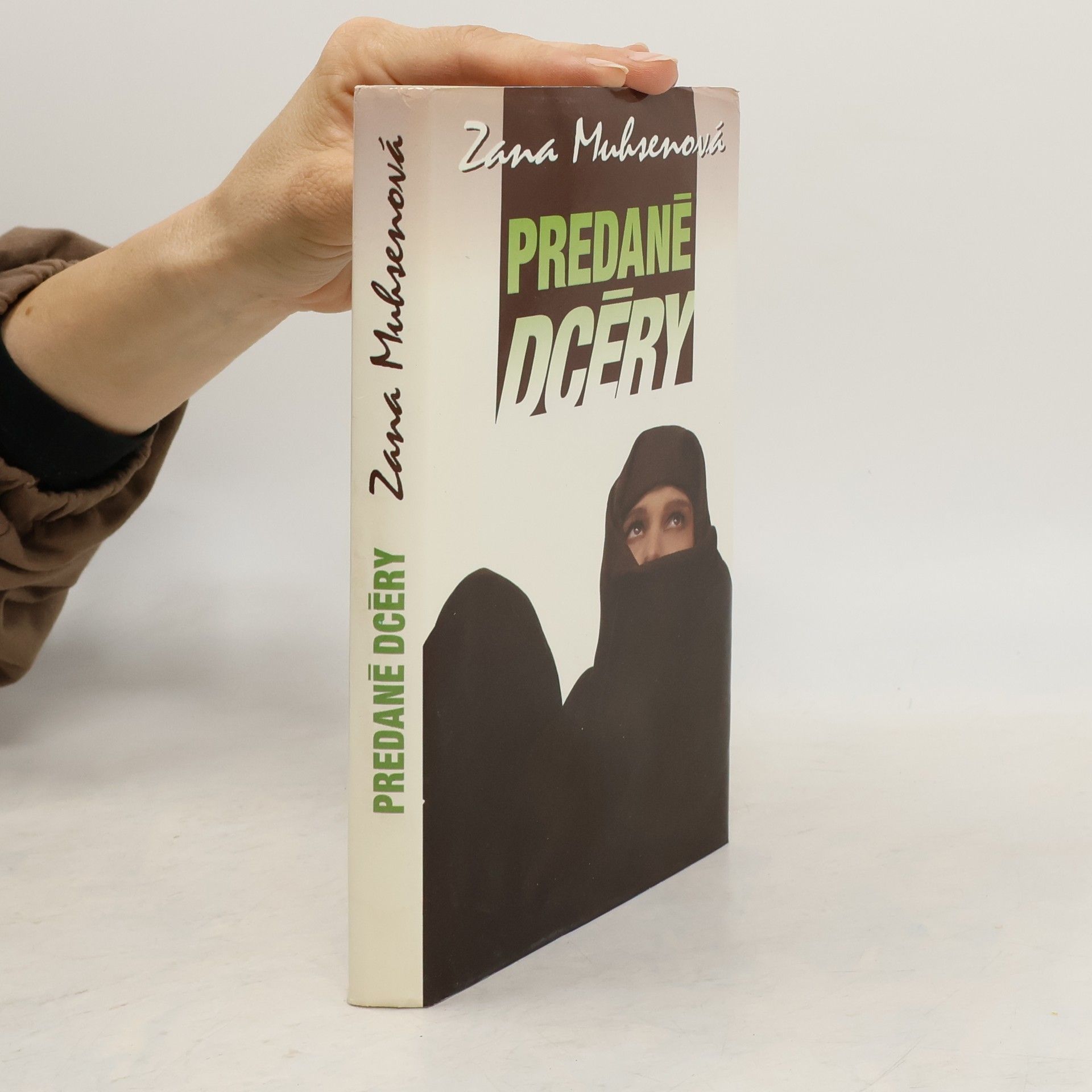 Zana Muhsen Predané dcéry