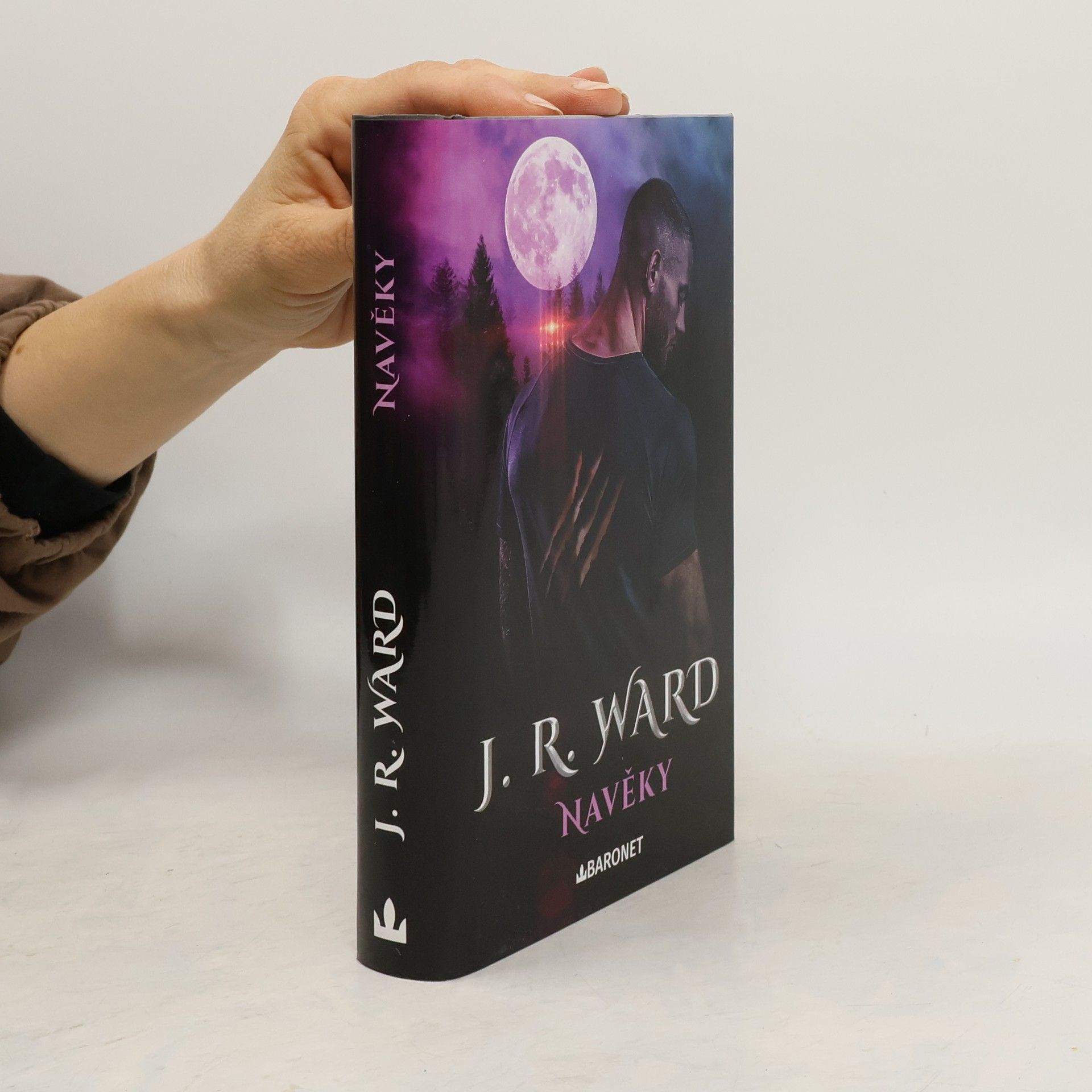 Jana Pacnerová Doupě vlkanů. Druhý díl série, Navěky