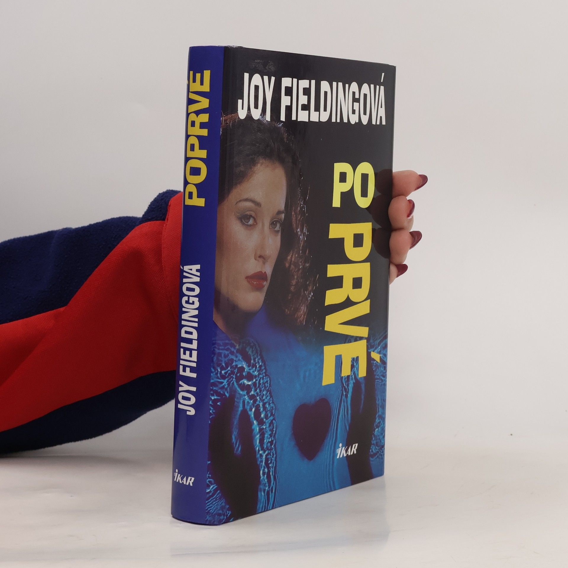 Joy Fielding Poprvé