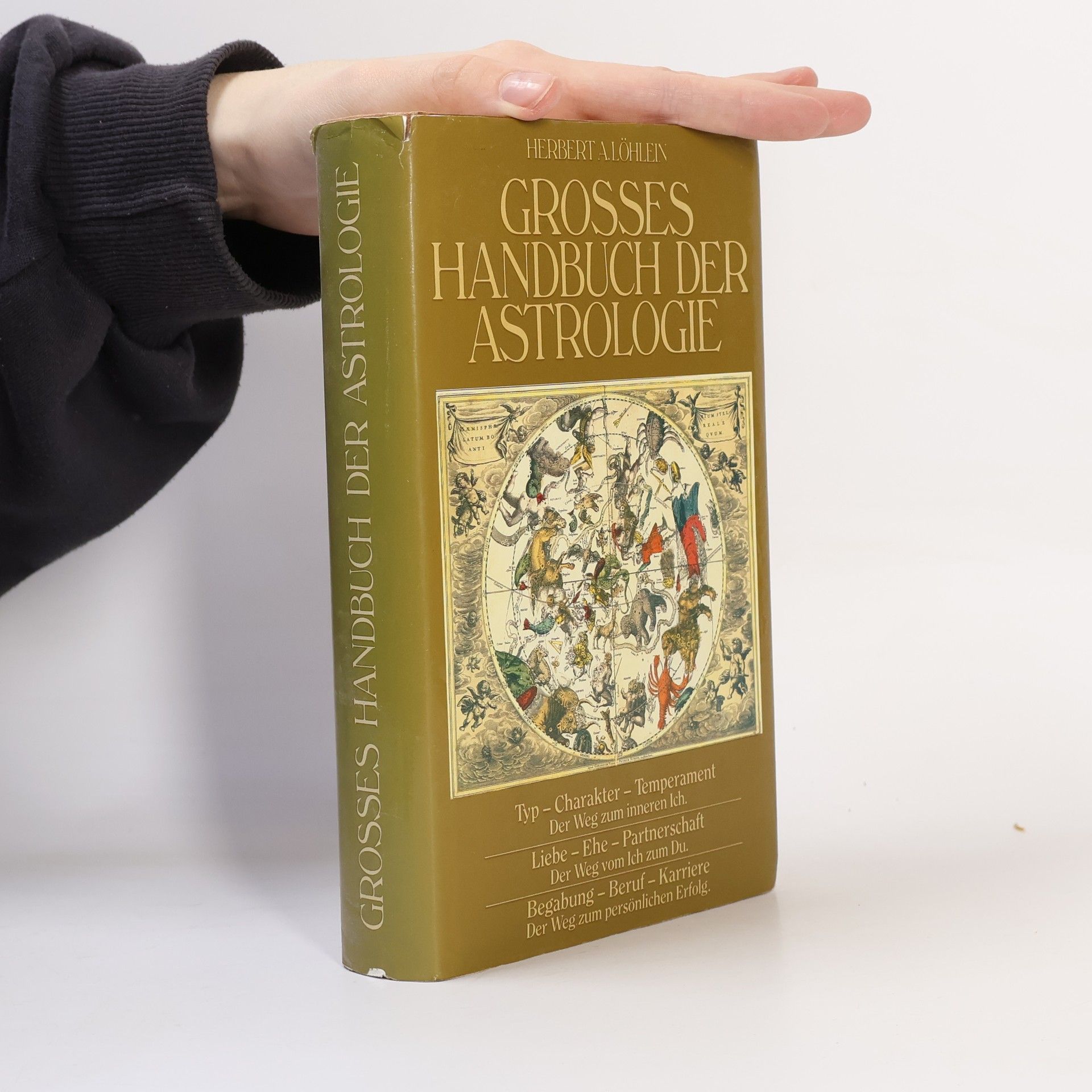 Grosses Handbuch der Astrologie