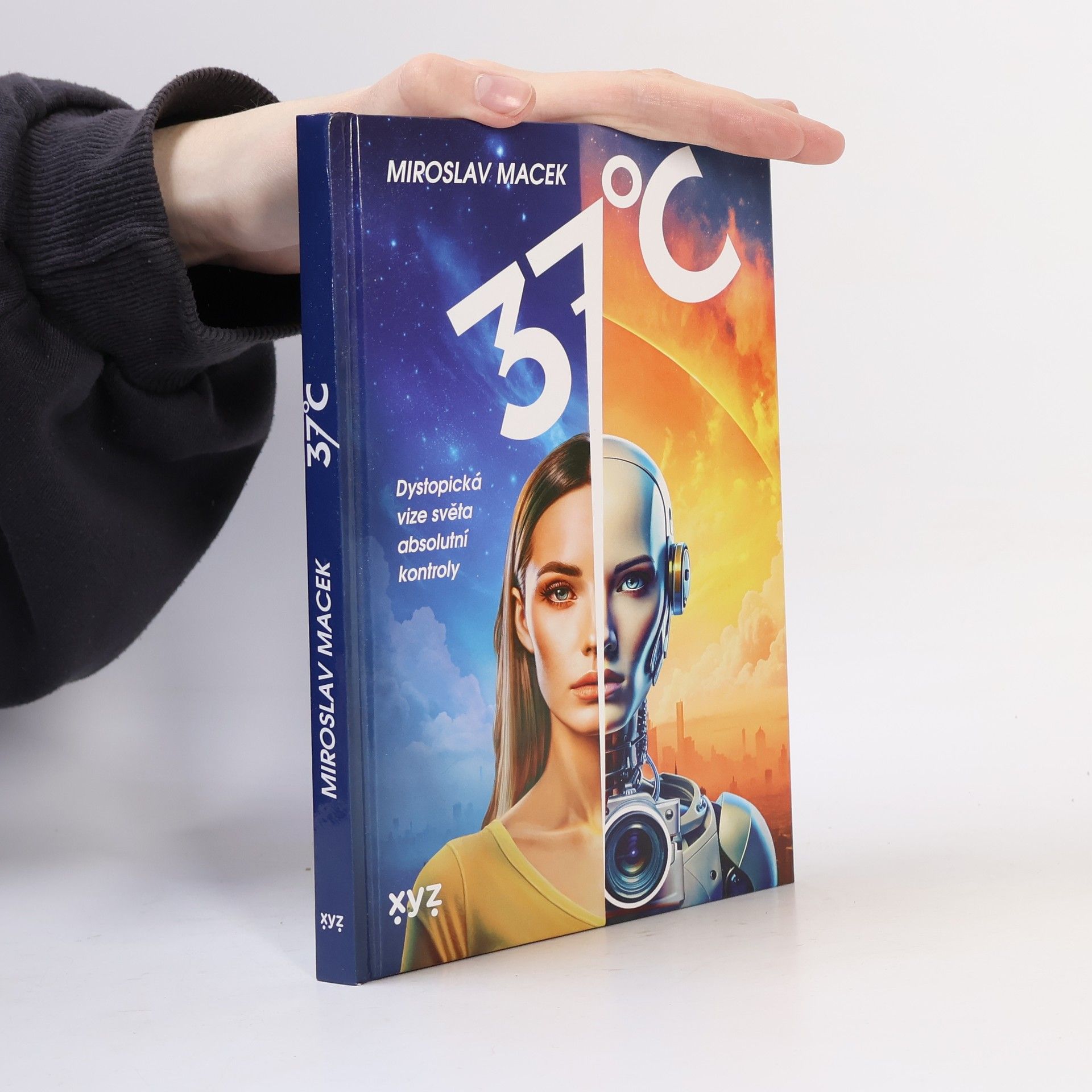 Miroslav Macek 37 stupňů Celsia