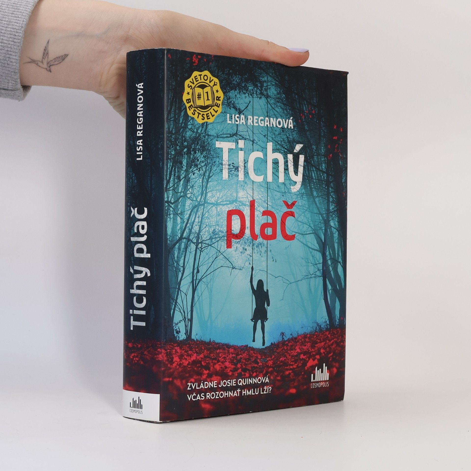 Lisa Regan Tichý plač