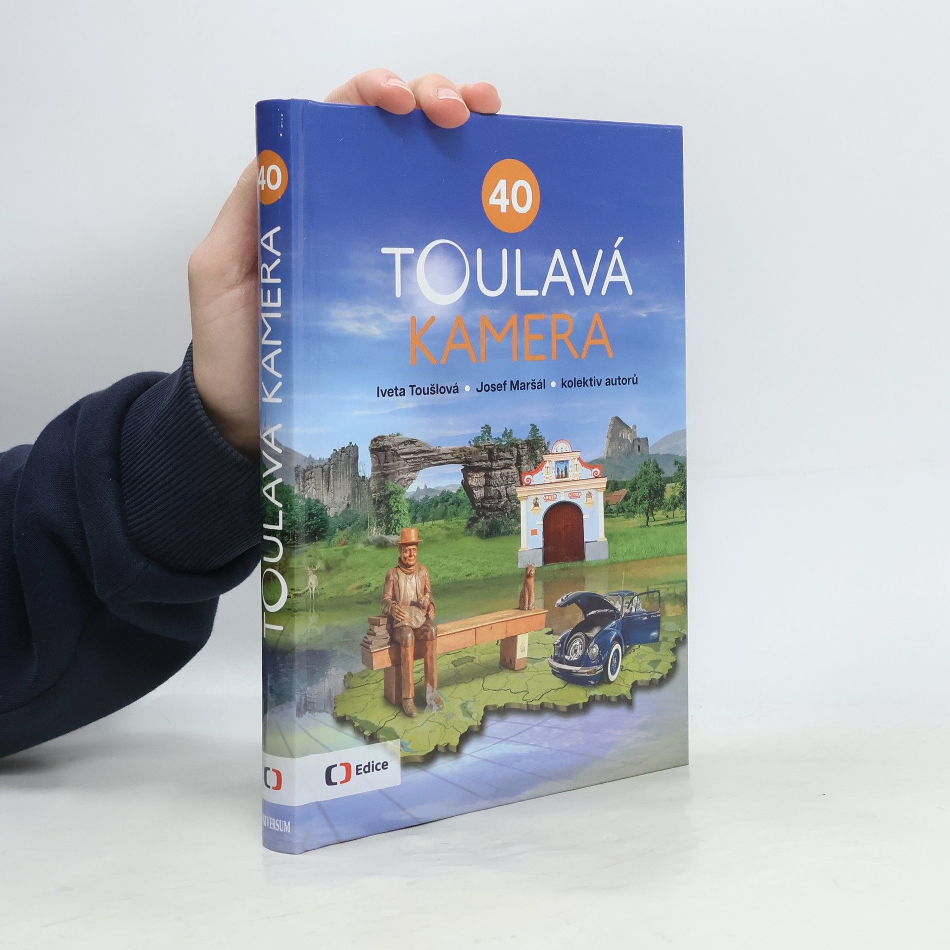 Toulavá kamera. 40