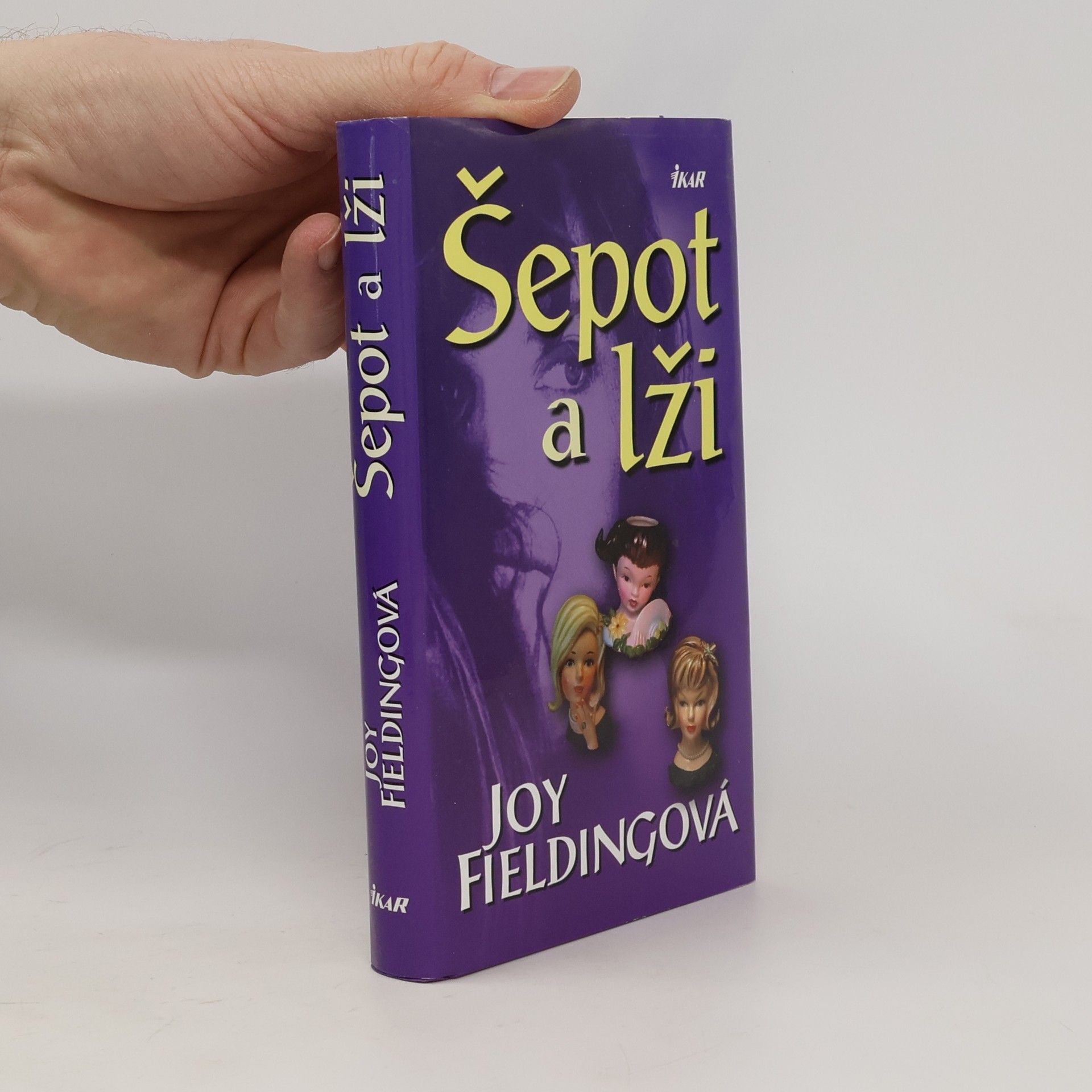 Joy Fielding Šepot a lži