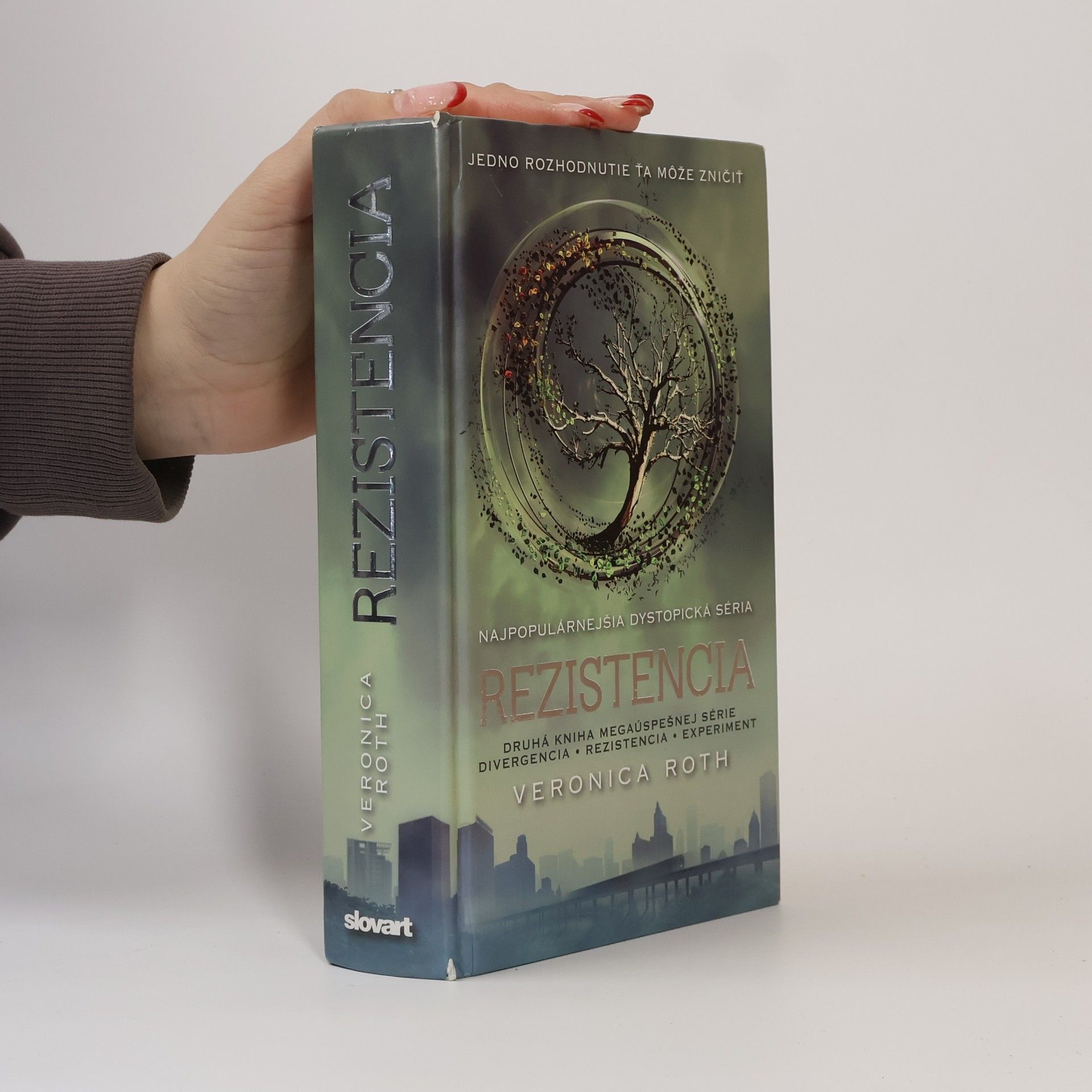 Veronica Roth Rezistencia