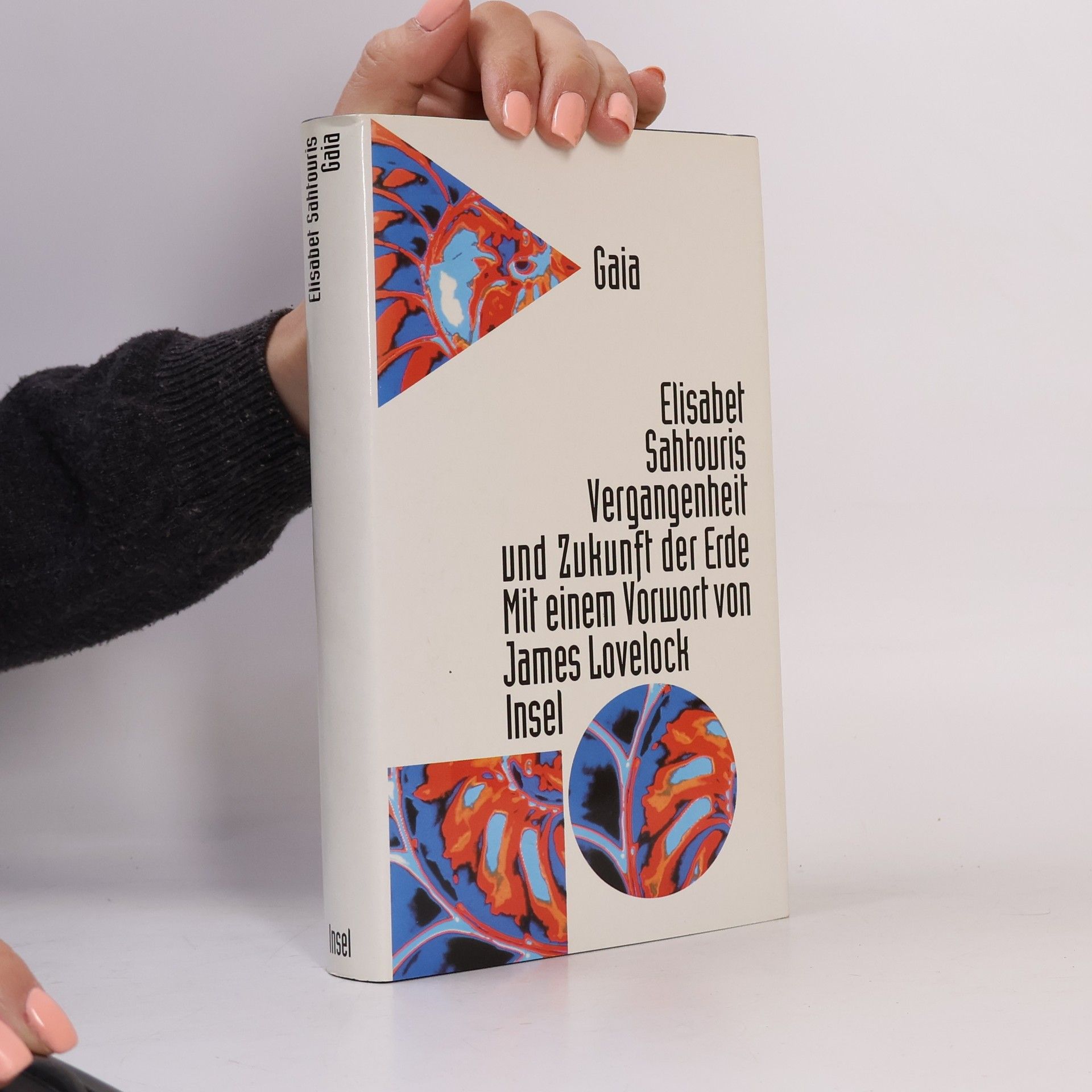 Elisabet Sahtouris Gaia