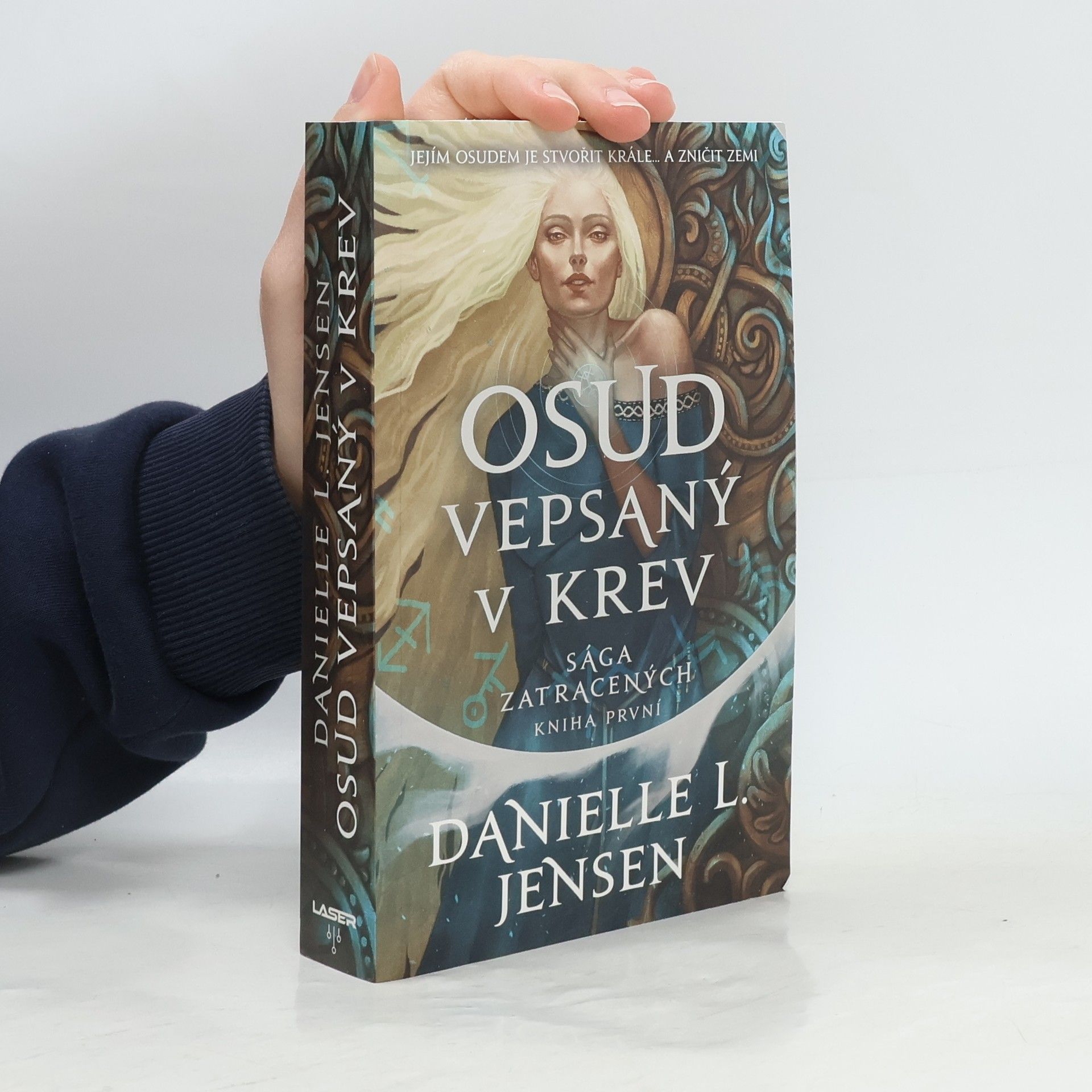 Danielle L. Jensen Osud vepsaný v krev