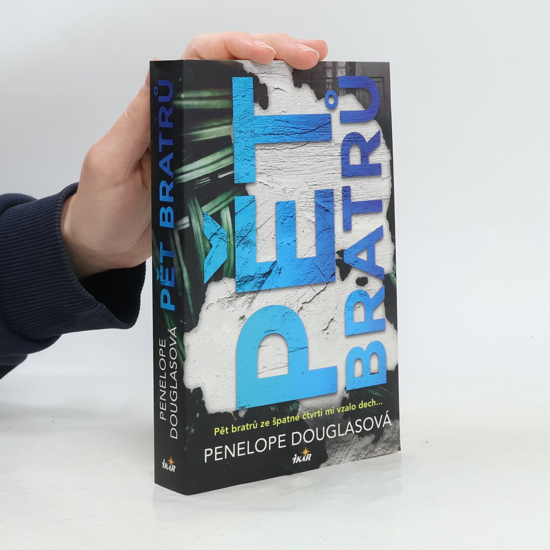 Penelope Douglas Pět bratrů