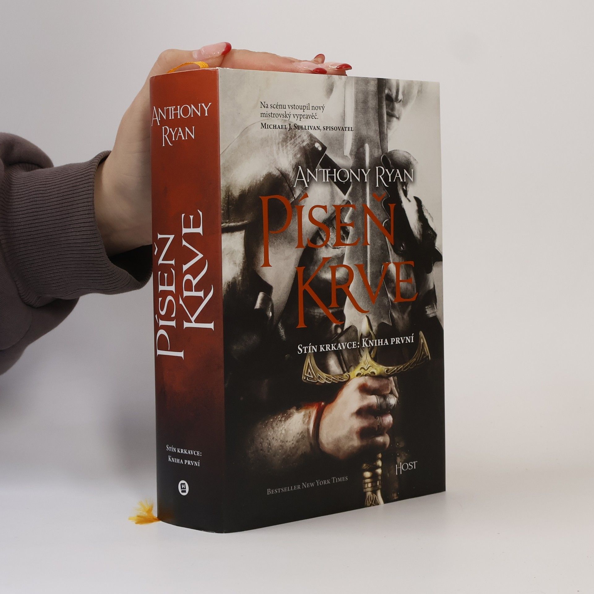 Anthony Ryan Píseň krve: stín krkavce. Kniha první