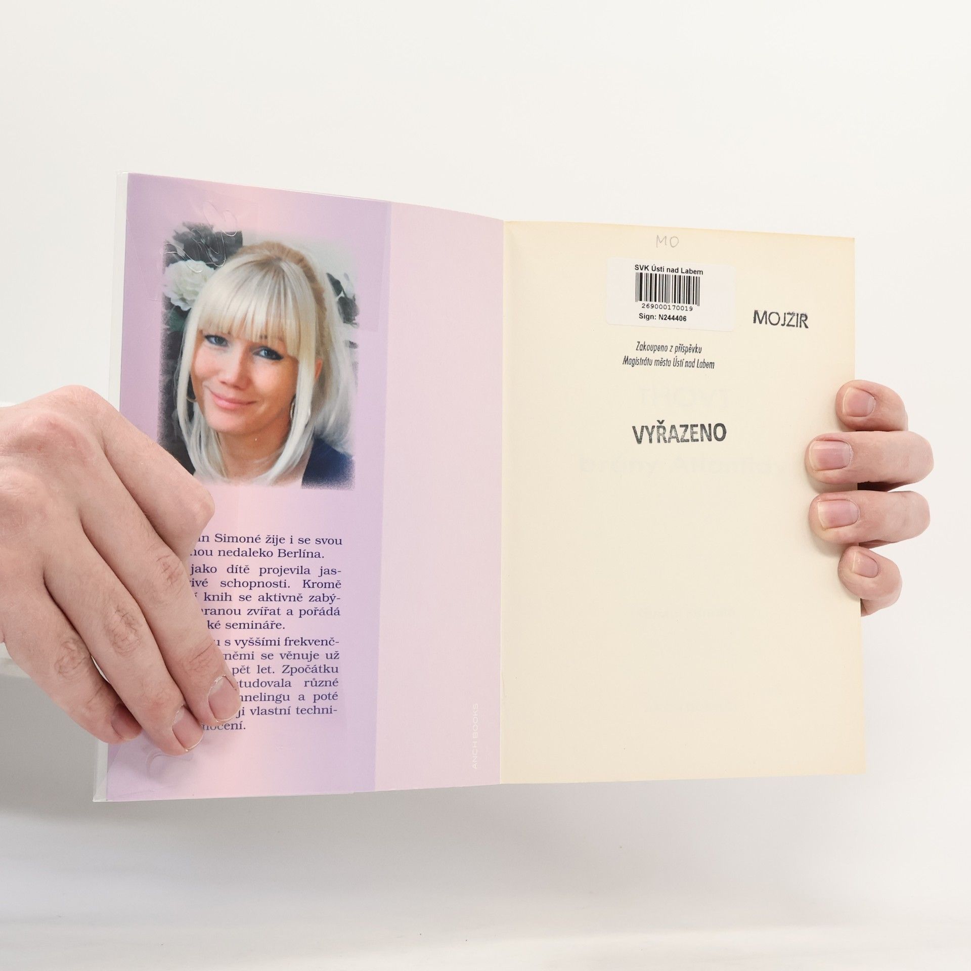 Kerstin Simoné Thovt: Brány Atlantidy
