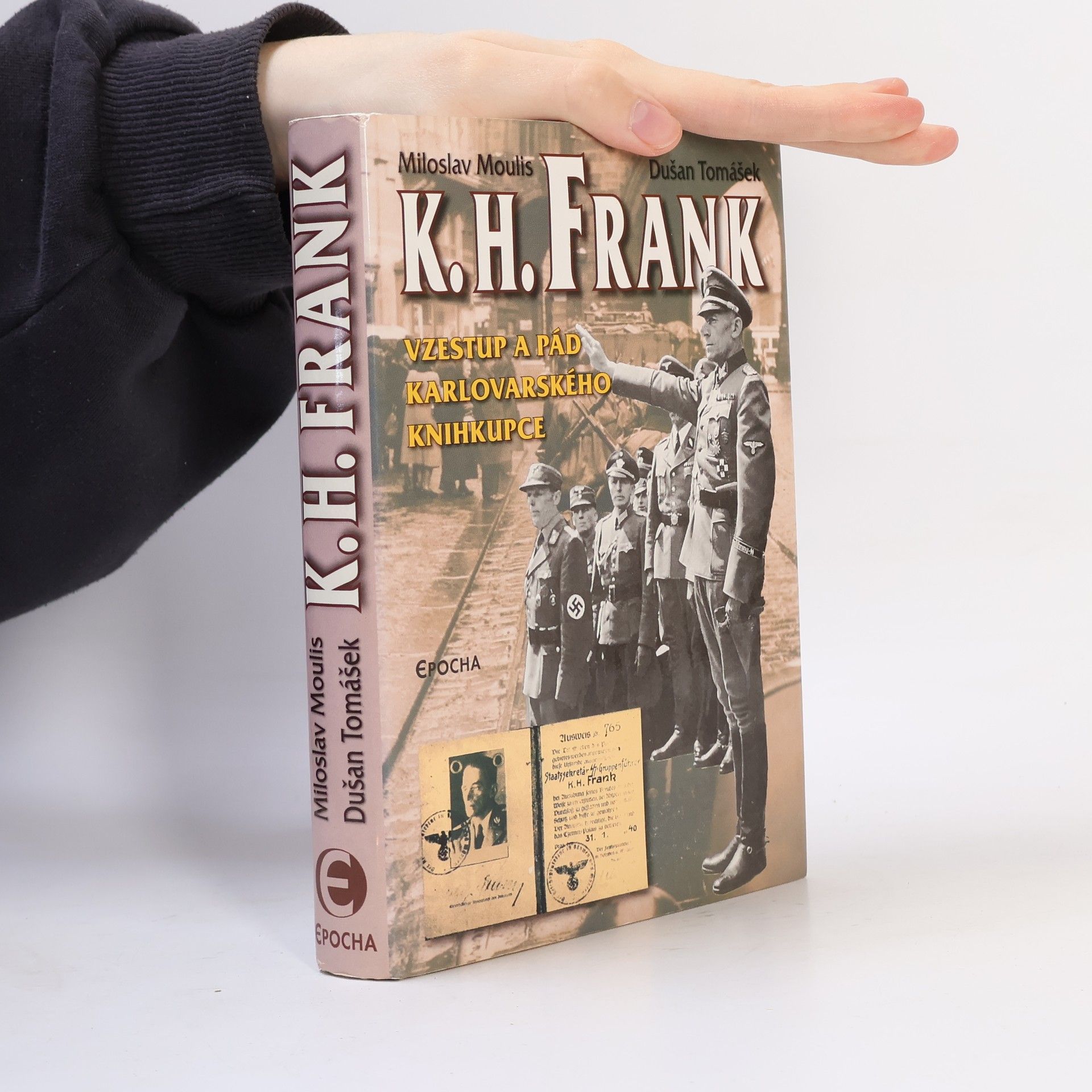 K. H. Frank: Vzestup a pád karlovarského knihkupce