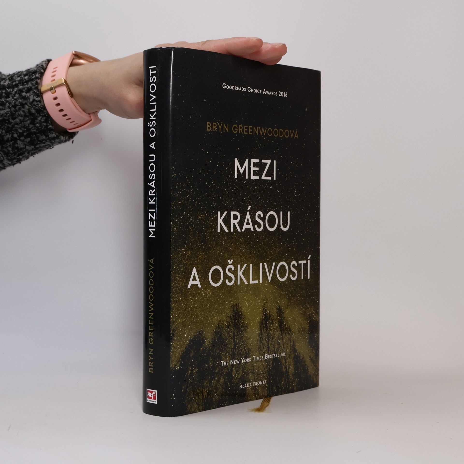 Bryn Greenwood Mezi krásou a ošklivostí