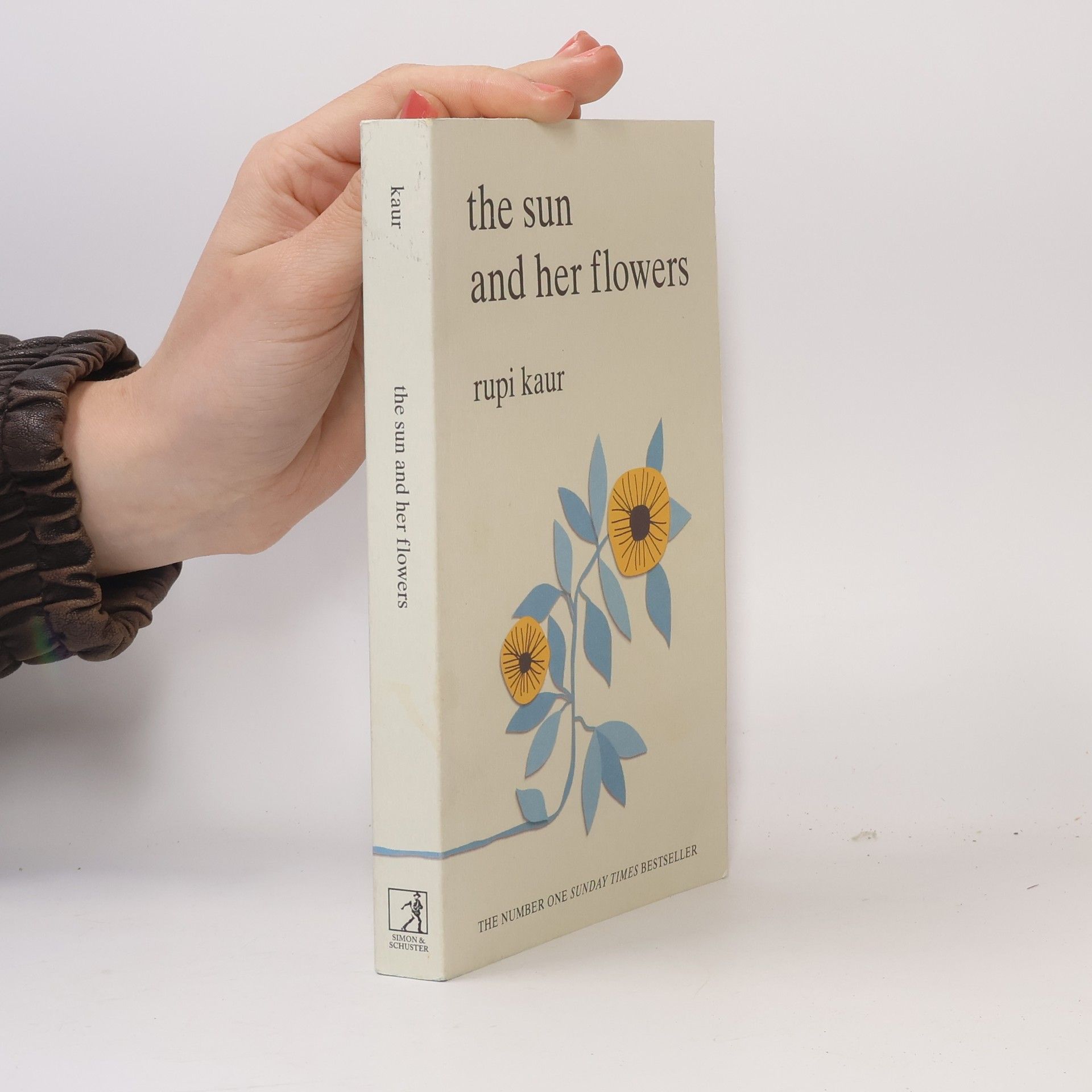 Rupi Kaur The Sun And Her Flowers