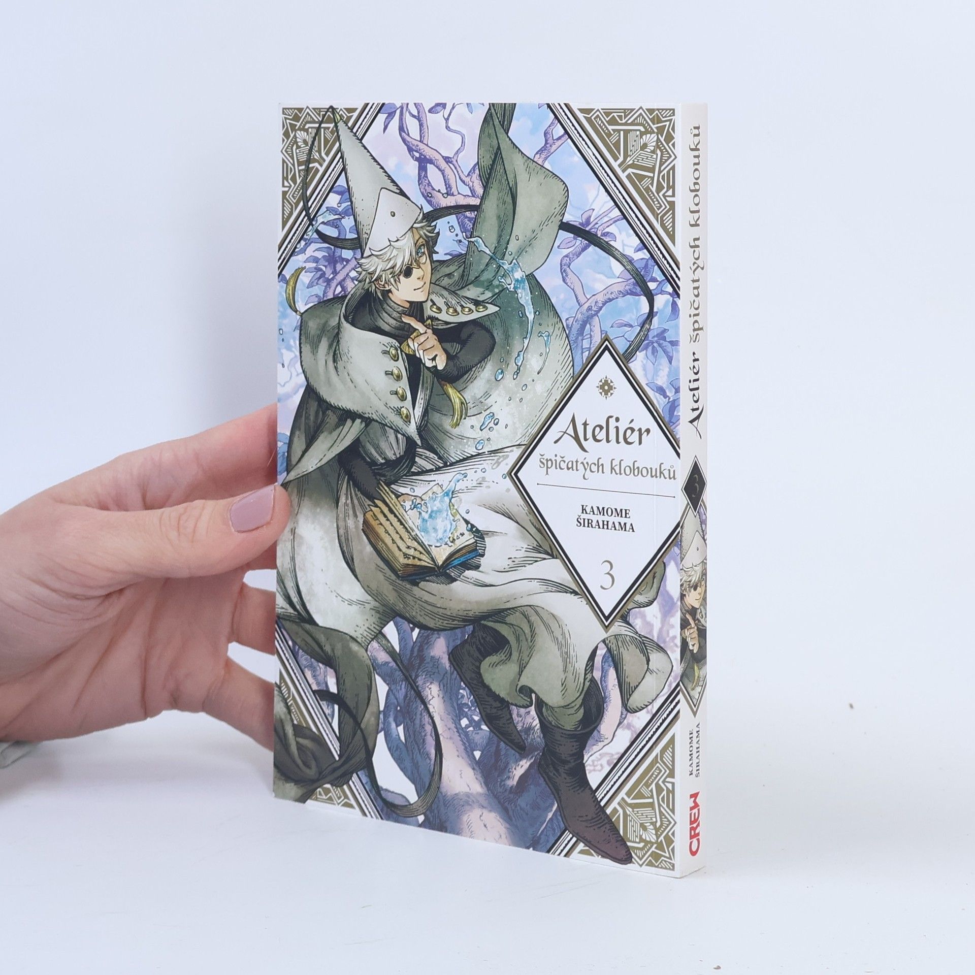 Kamome Shirahama Ateliér špičatých klobouků 3