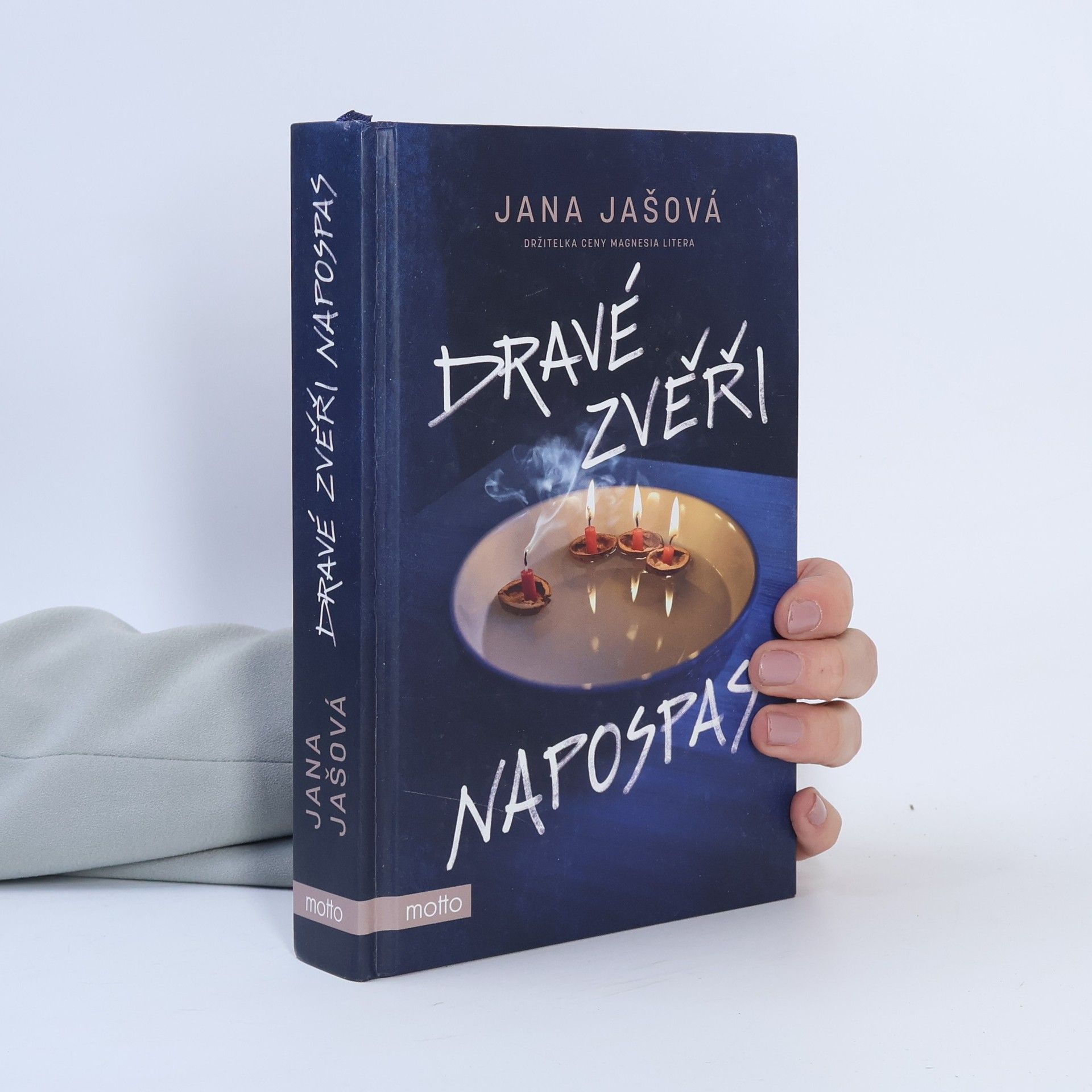 Jana Jašová Dravé zvěři napospas