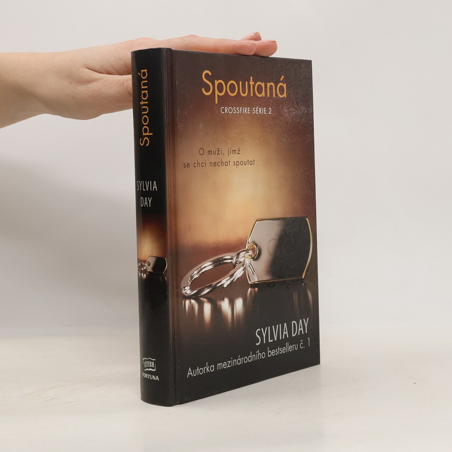 Sylvia Day Spoutaná