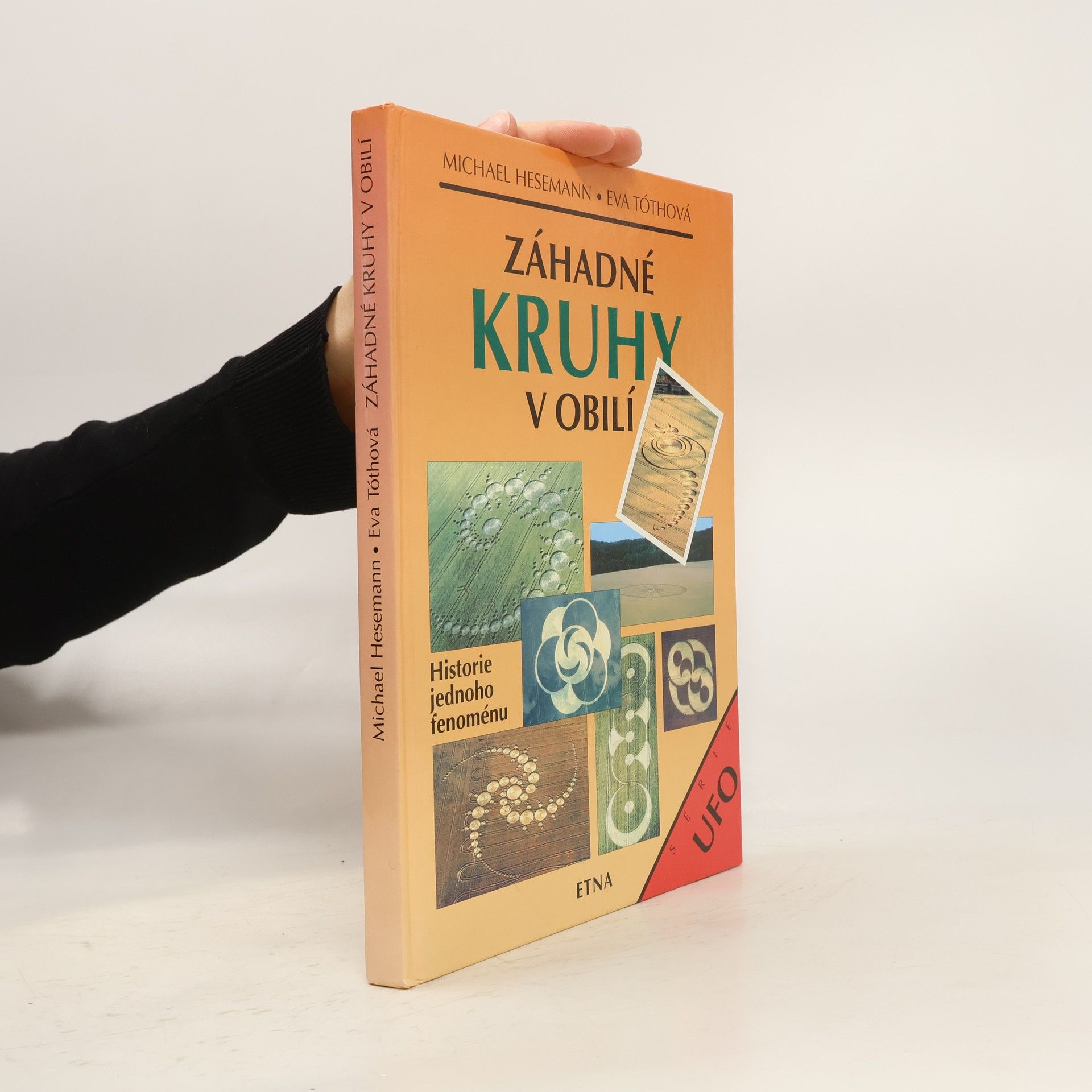 Kolektiv autorů Záhadné kruhy v obilí