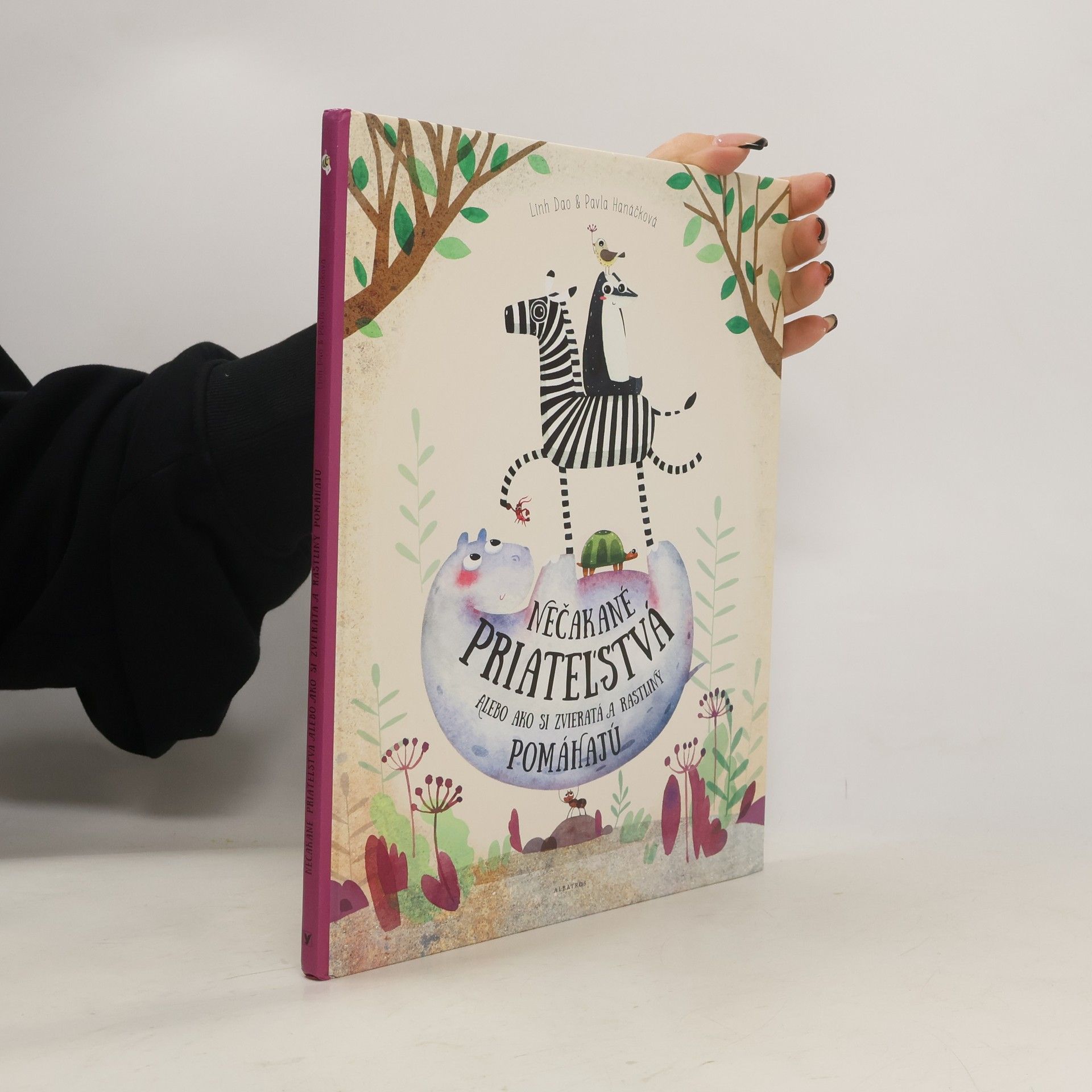 Pavla Hanáčková Nečakané priateľstvá alebo Ako si zvieratá a rastliny pomáhajú