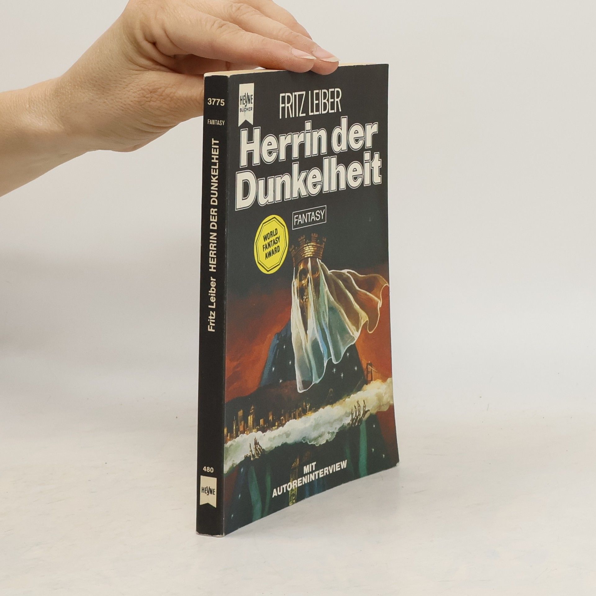 Fritz Leiber Herrin der Dunkelheit. Mit einem Interview des Autors.