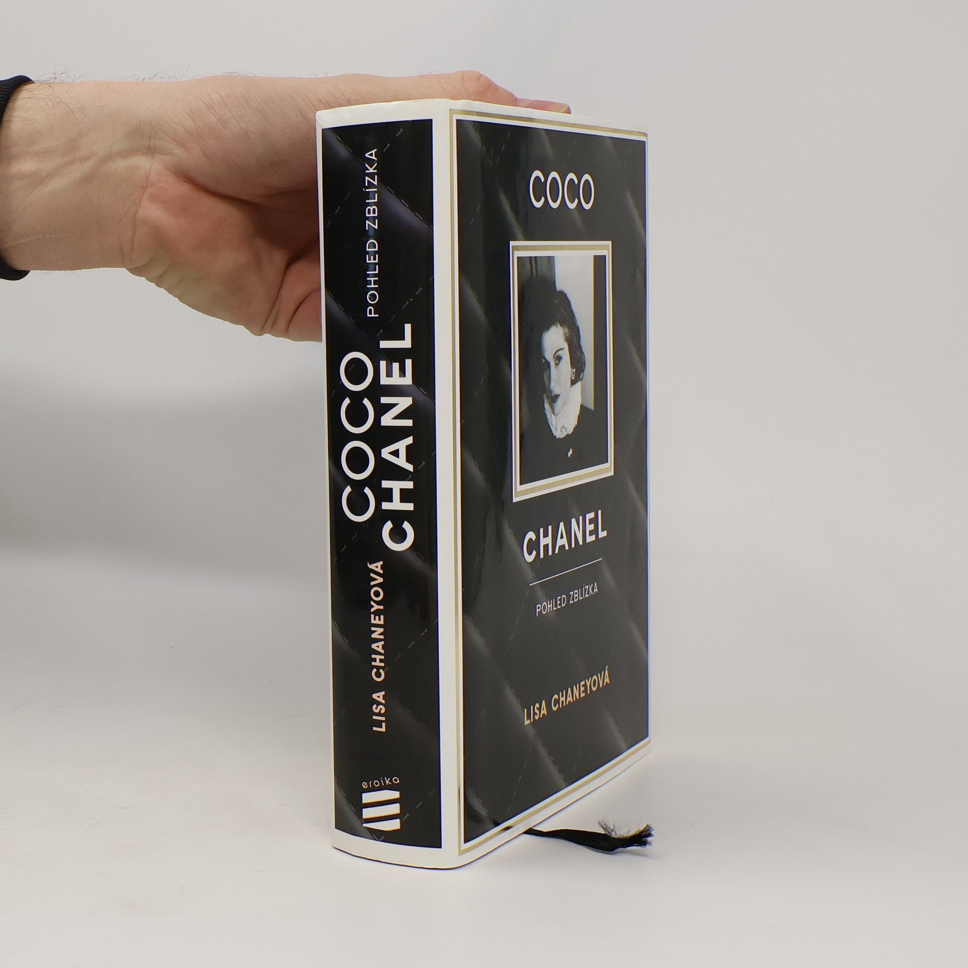 Lisa Chaney Coco Chanel