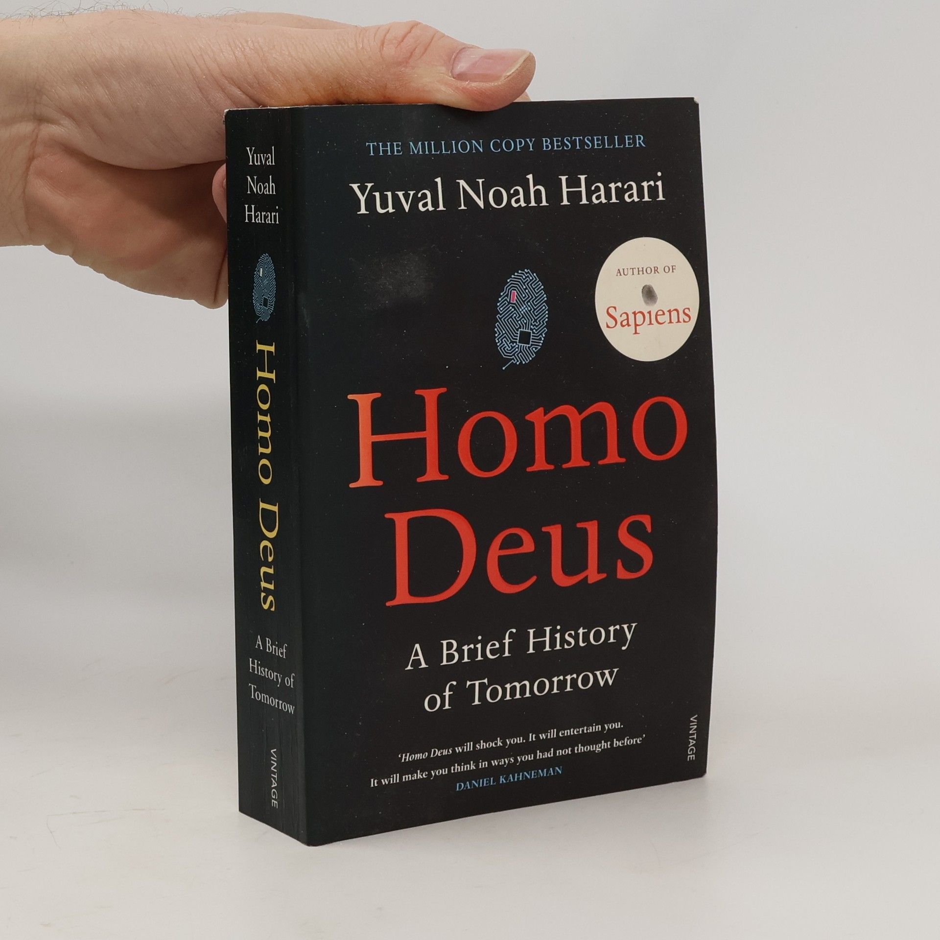 Yuval Harari Homo Deus. A Brief History of Tomorrow