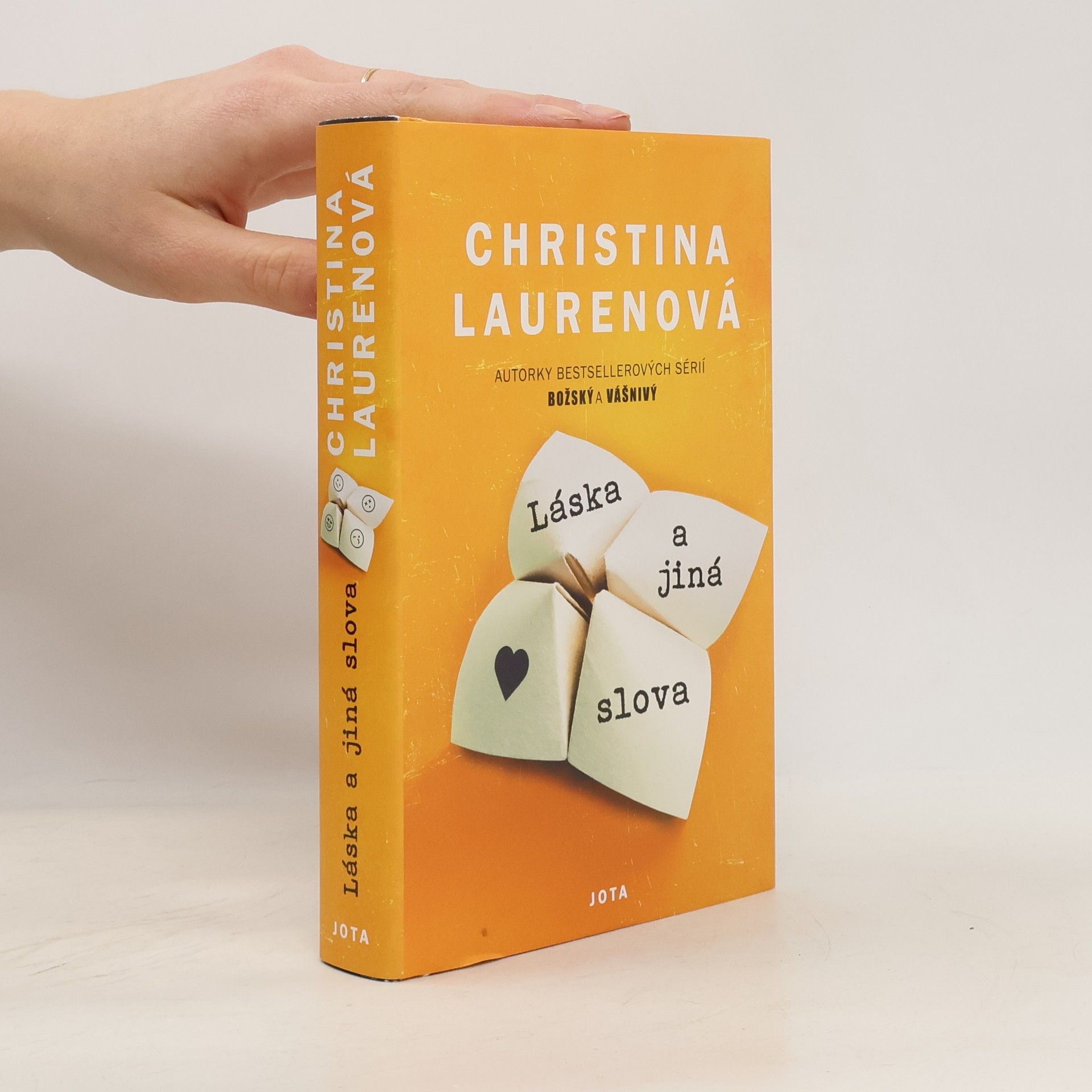 Christina Lauren Láska a jiná slova