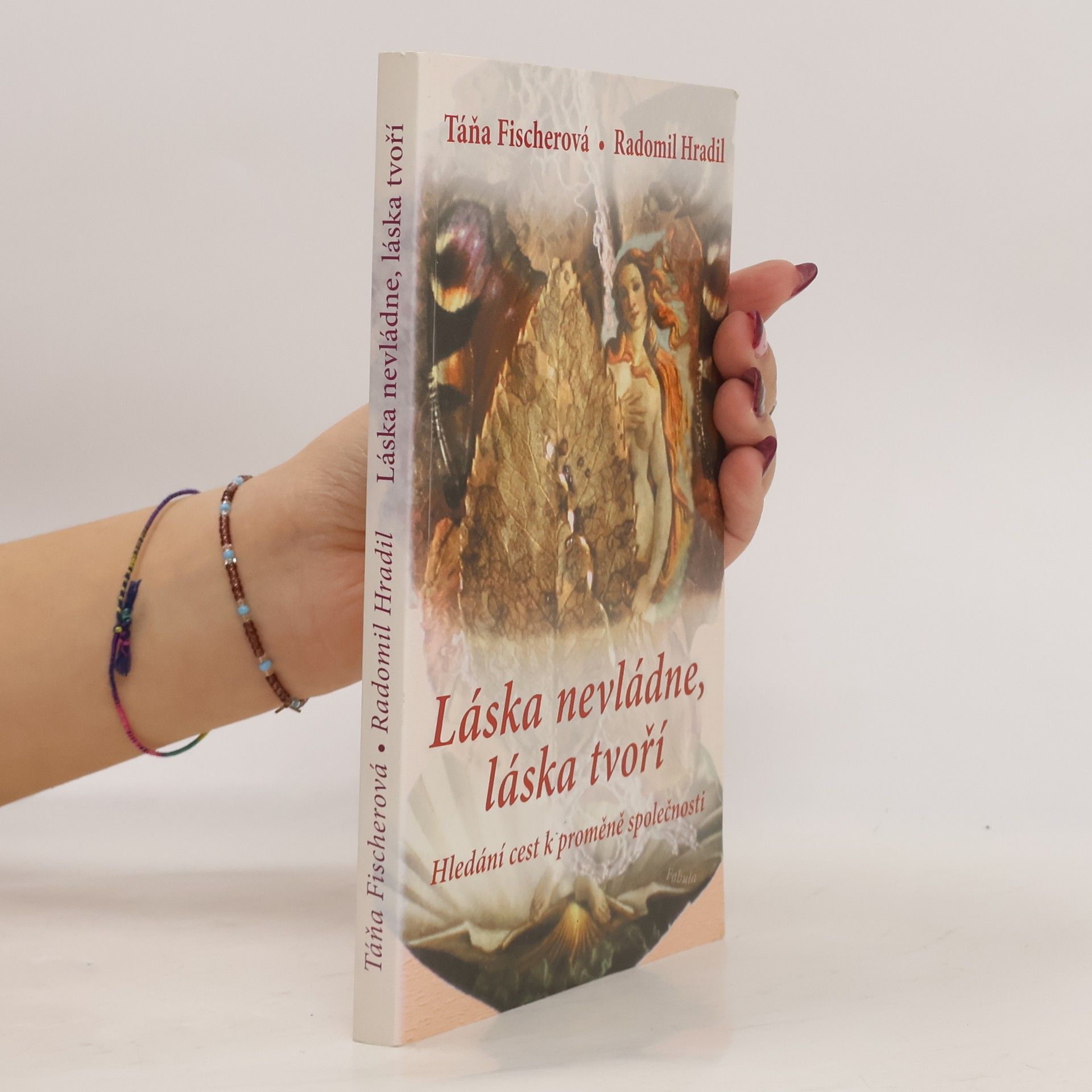 Láska nevládne, láska tvoří