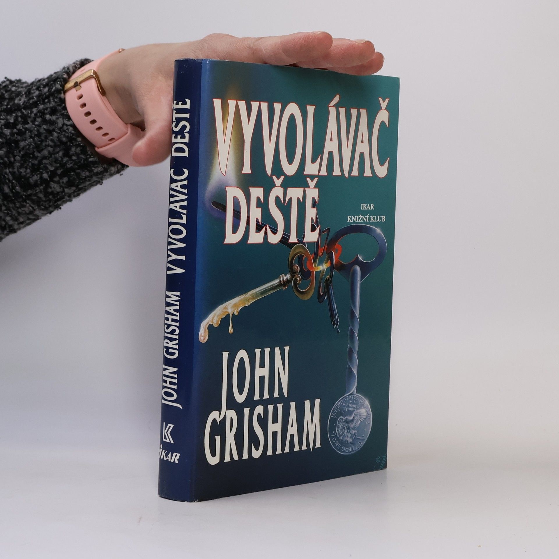 John Grisham Vyvolávač deště