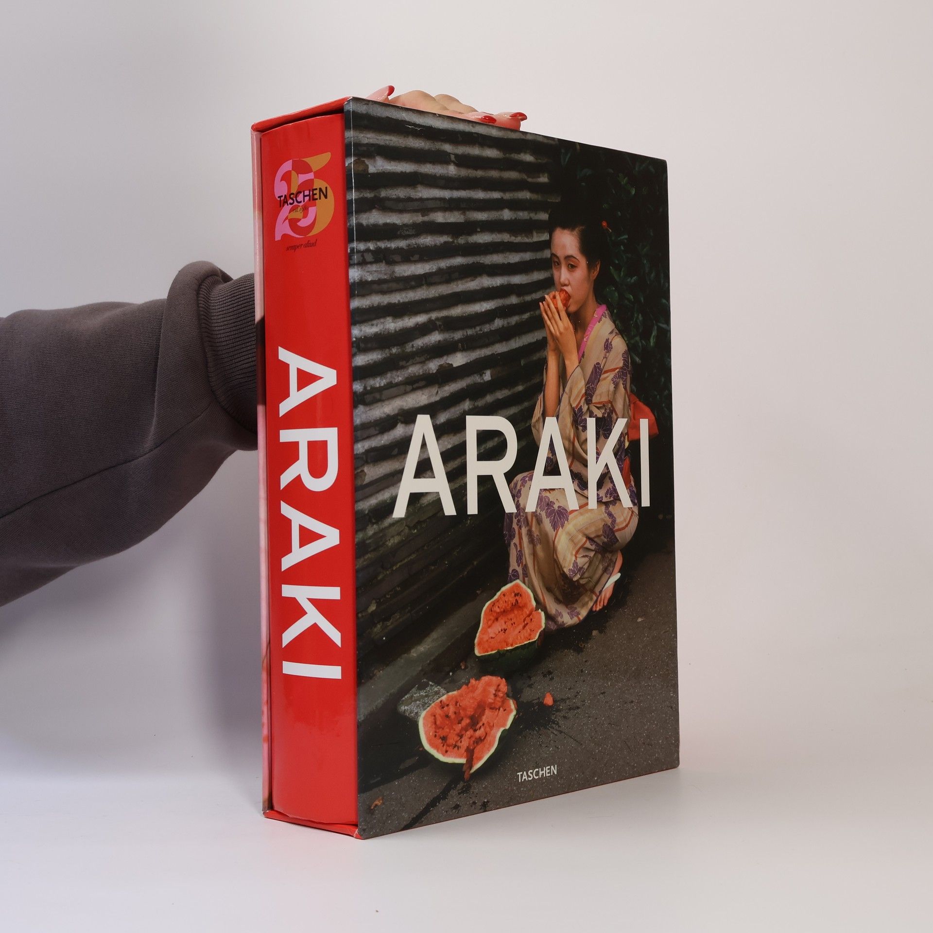 Nobuyoshi Araki Araki