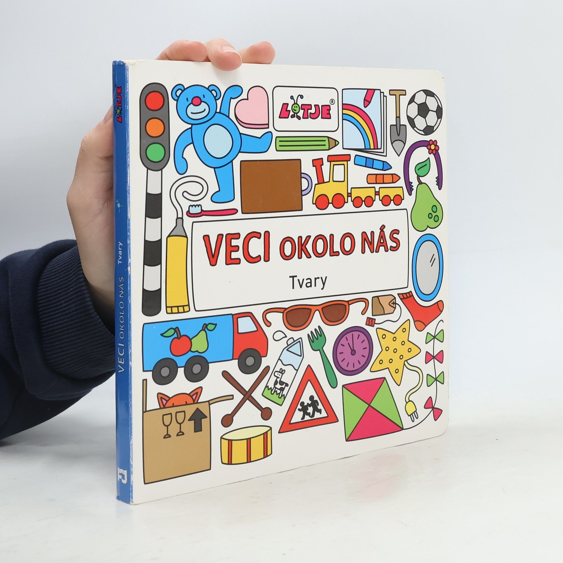 Collectif d'auteurs Veci okolo nás. Tvary