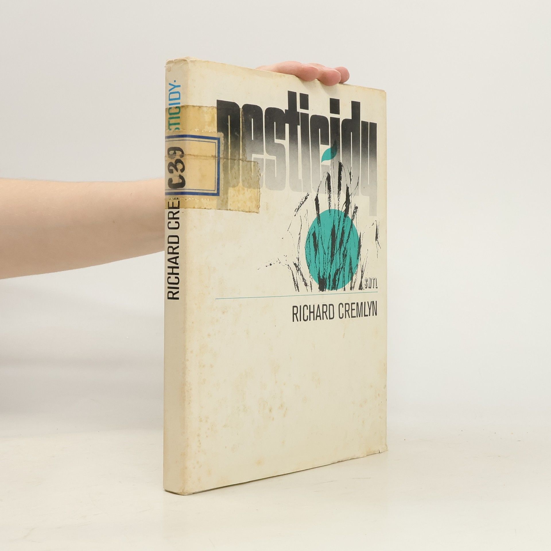 Richard Cremlyn Pesticidy