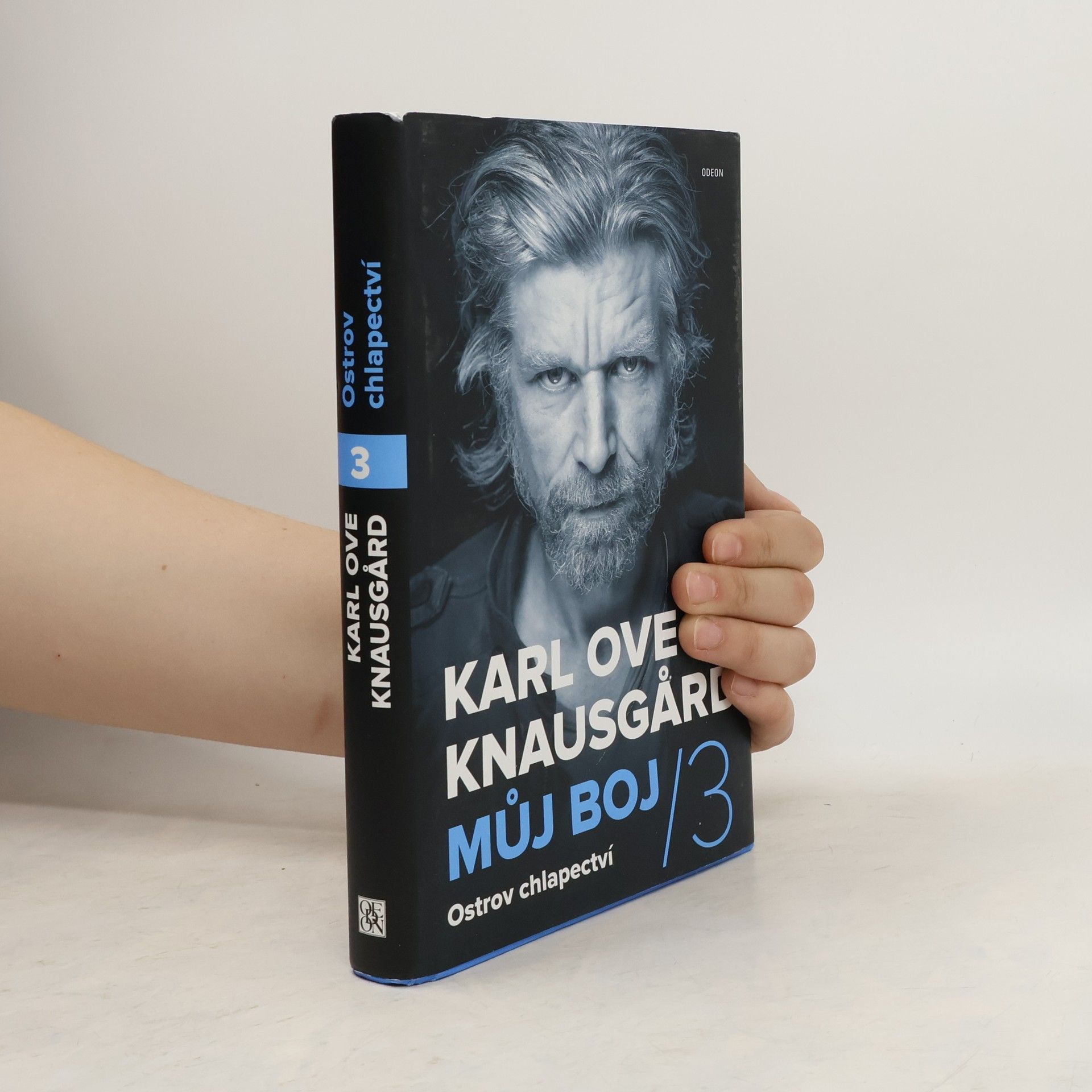 Karl Ove Knausgaard Ostrov chlapectví. Můj boj 3