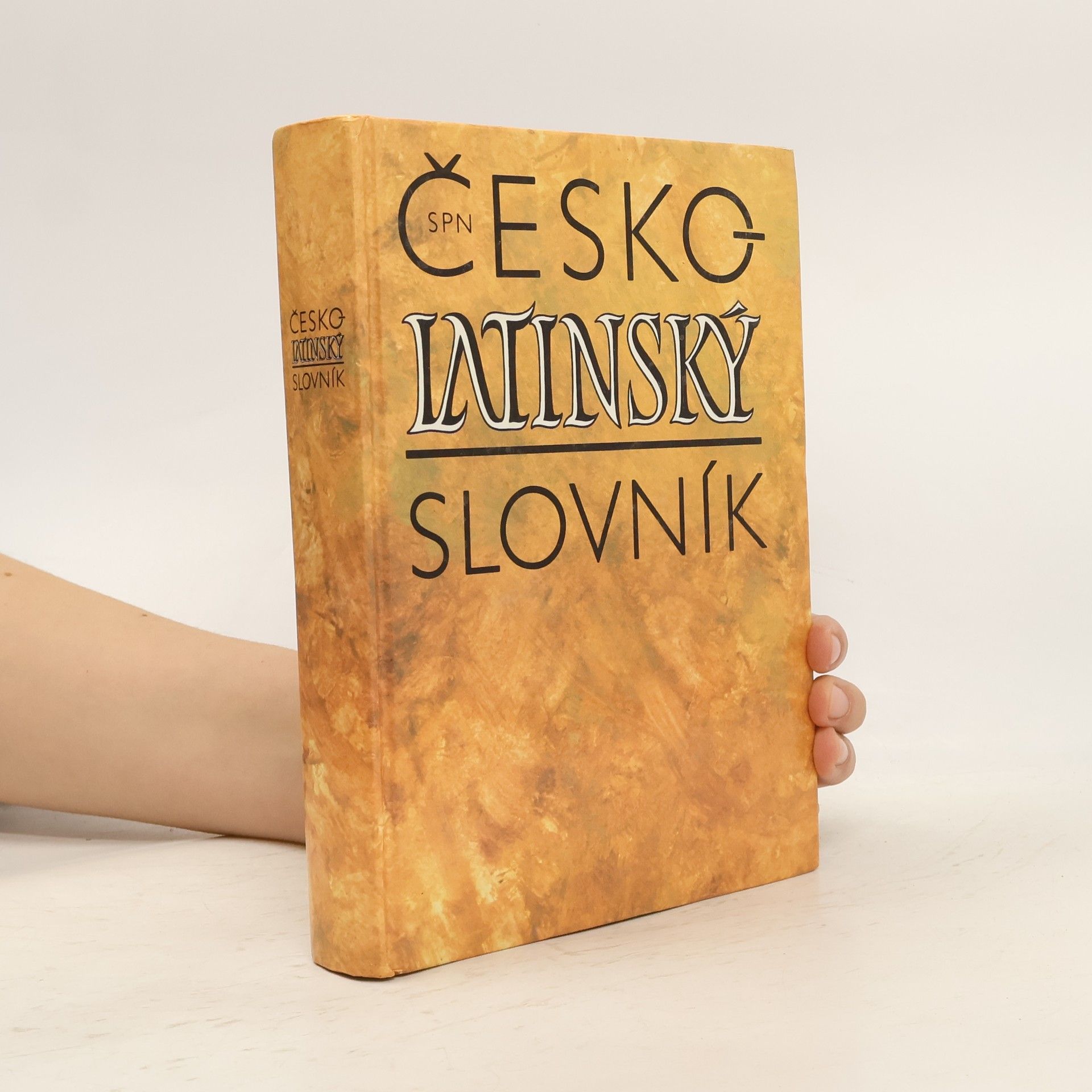 Zdeněk Quitt Česko-latinský slovník starověké a současné latiny